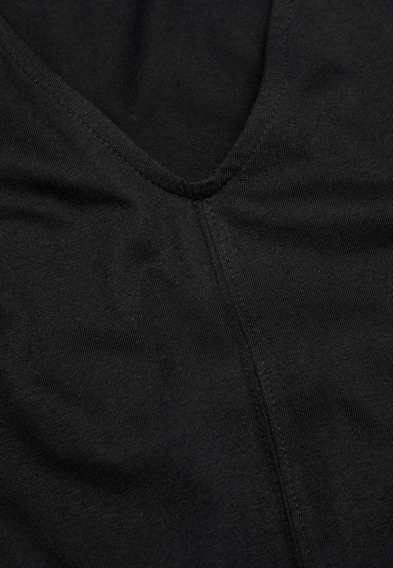 Mouwloze jerseyjurk met een v-hals