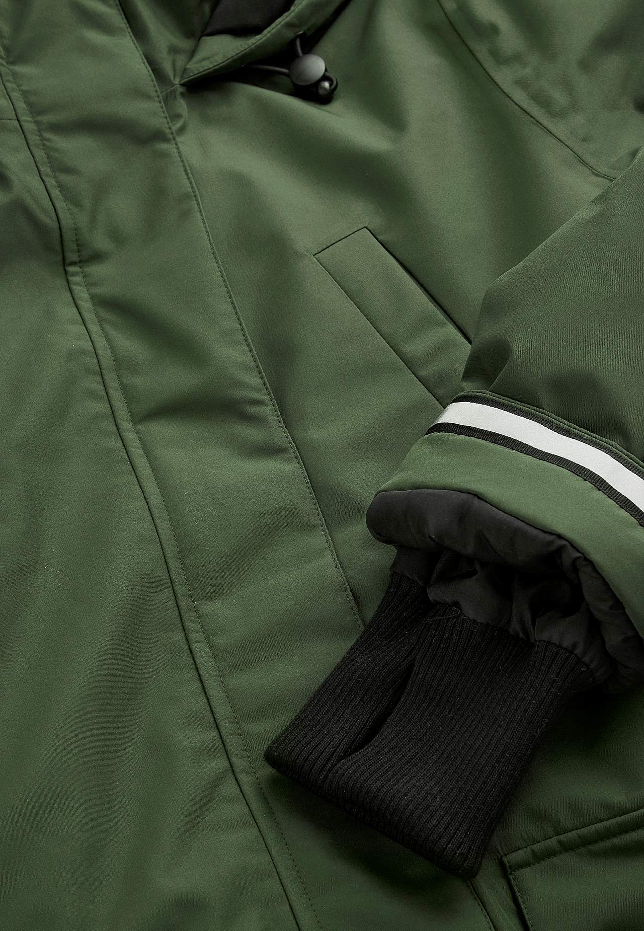Functionele, gevoerde en lange parka