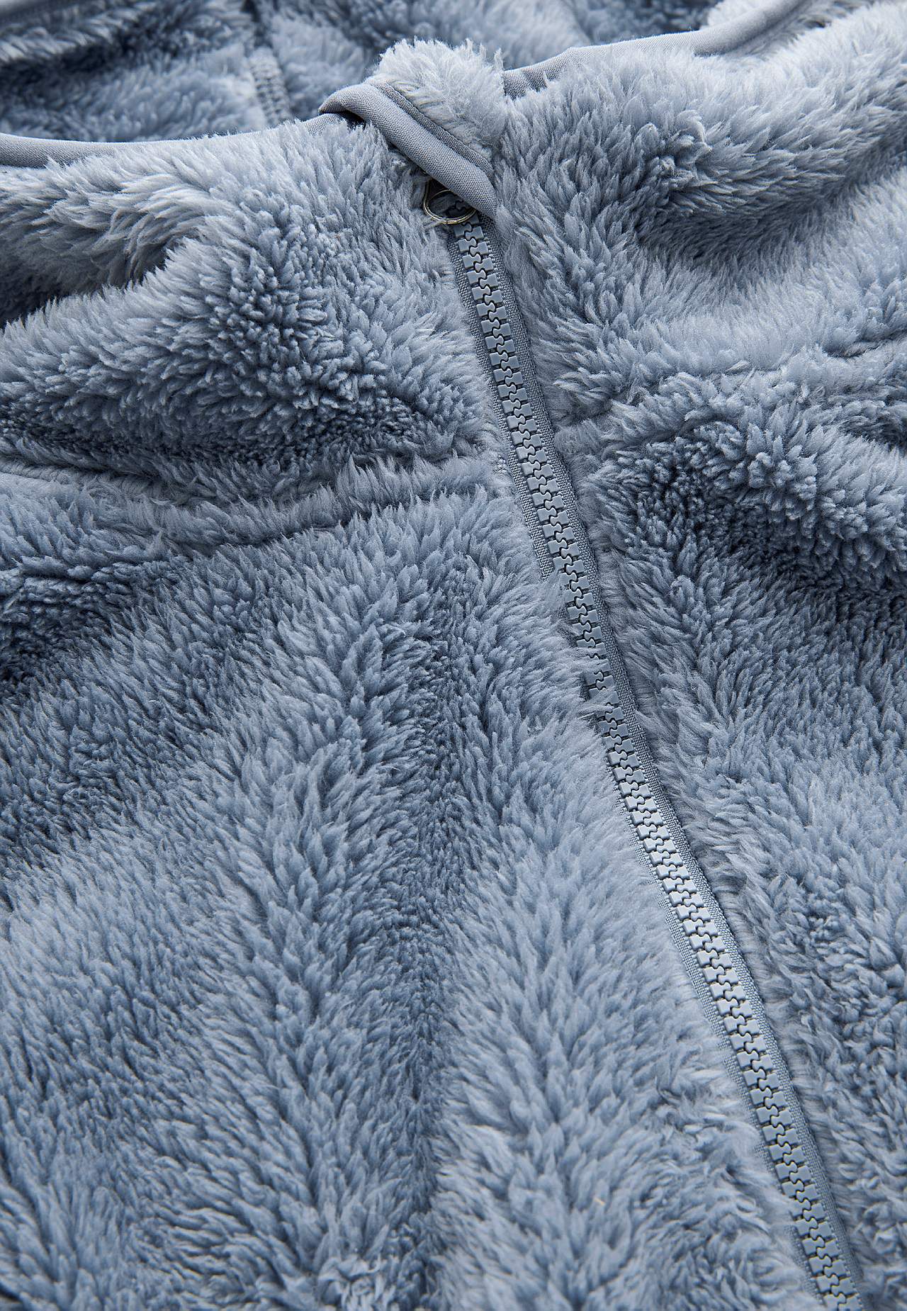 Knusse fleece-jas met capuchon