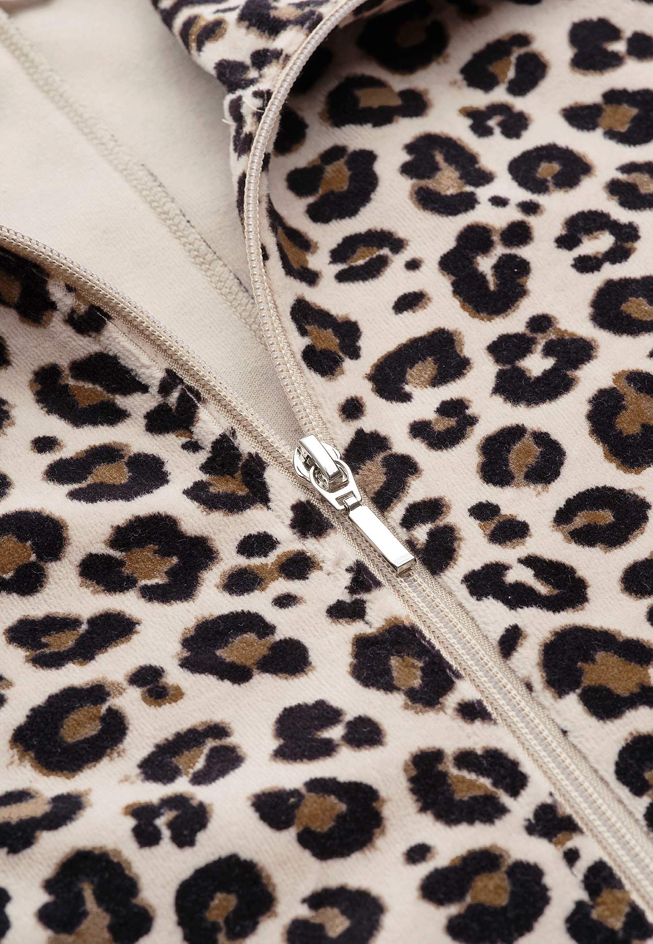 Verlours en lange gewaad Wilma