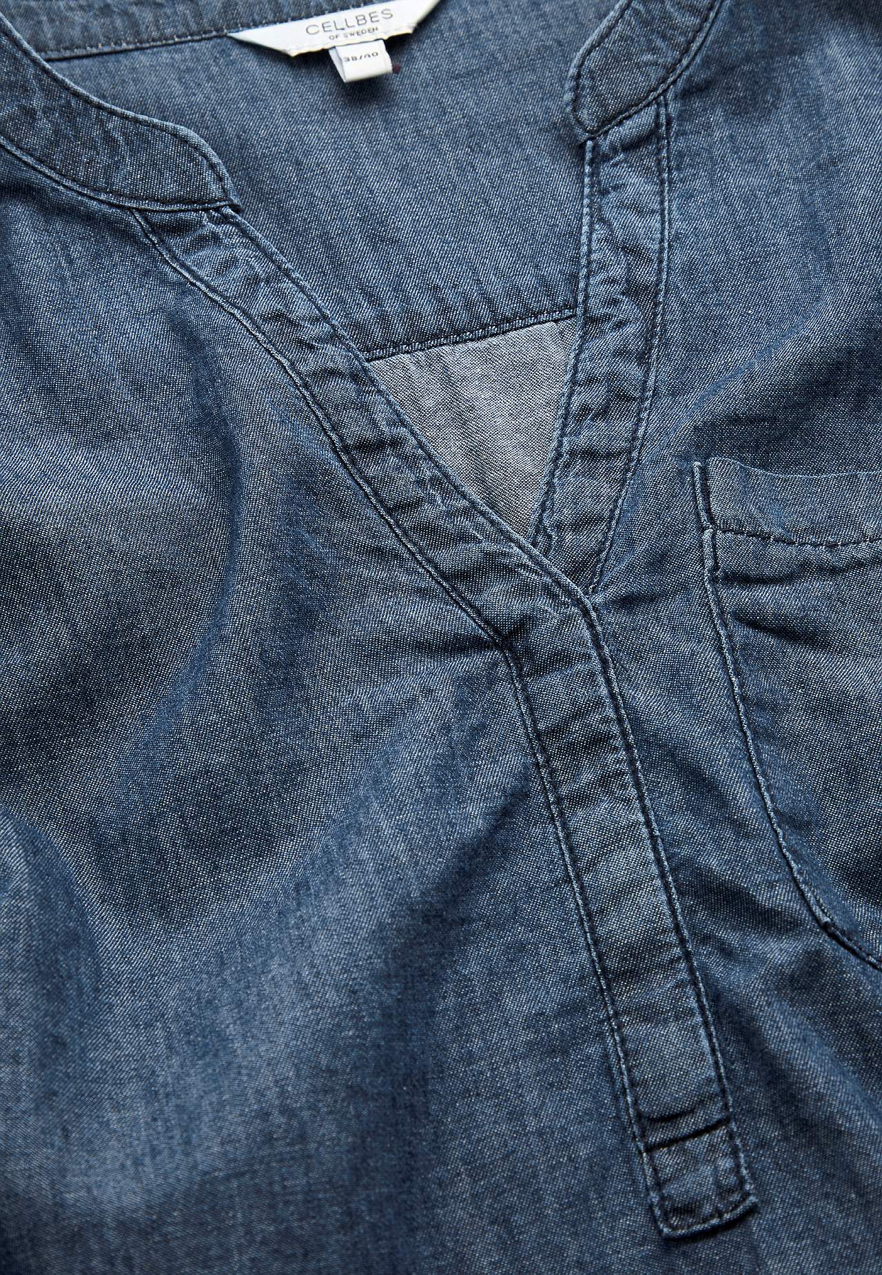 Denim blouse met borstzak