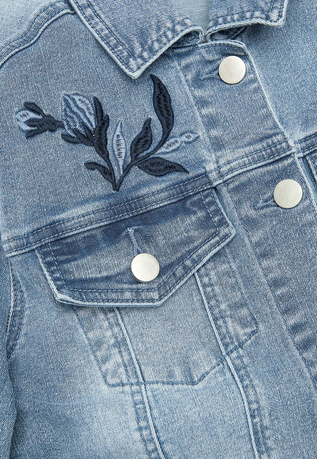 Denim jas met borduurwerken