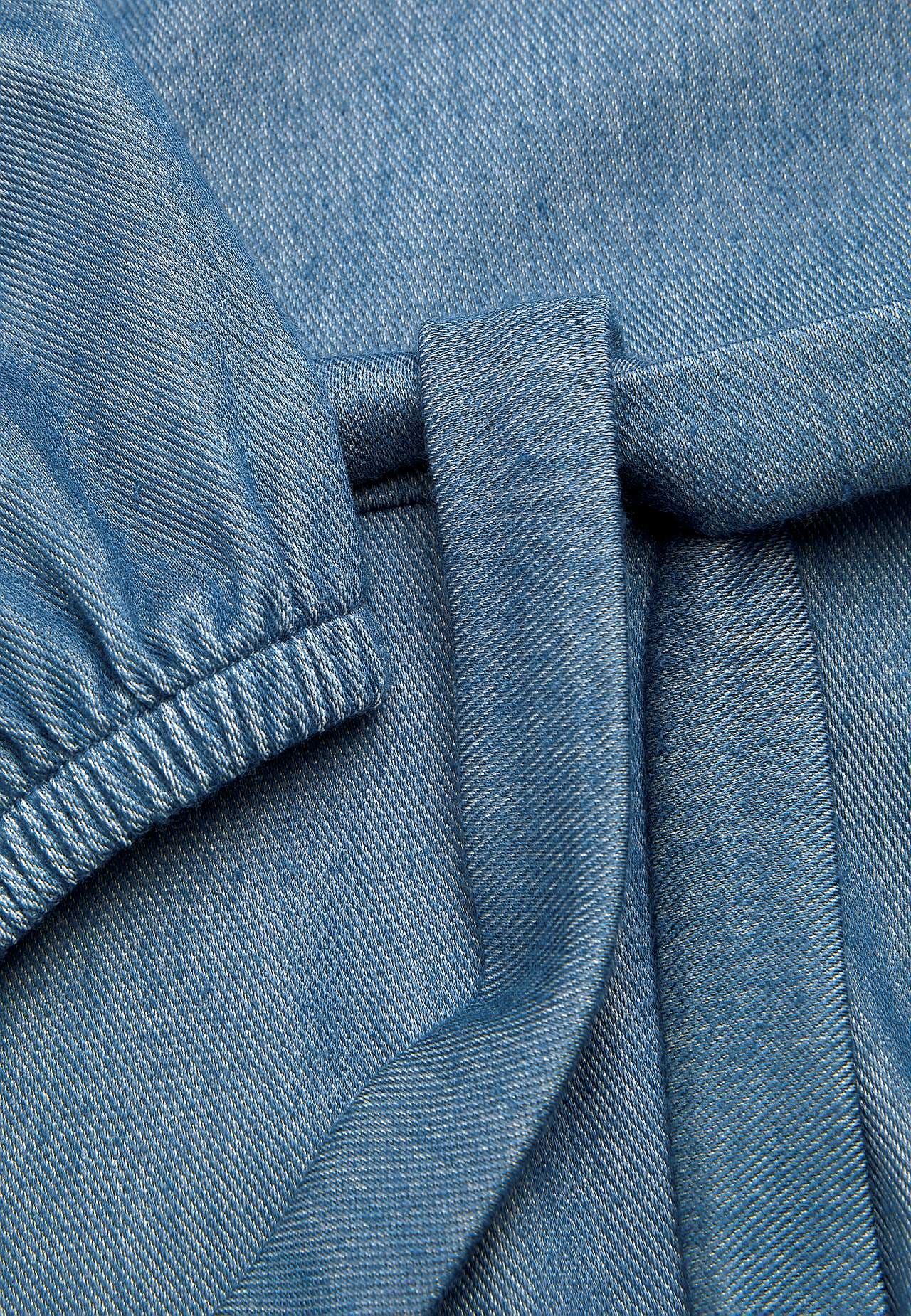 Jurk van denim-jersey met zelfbindende riem