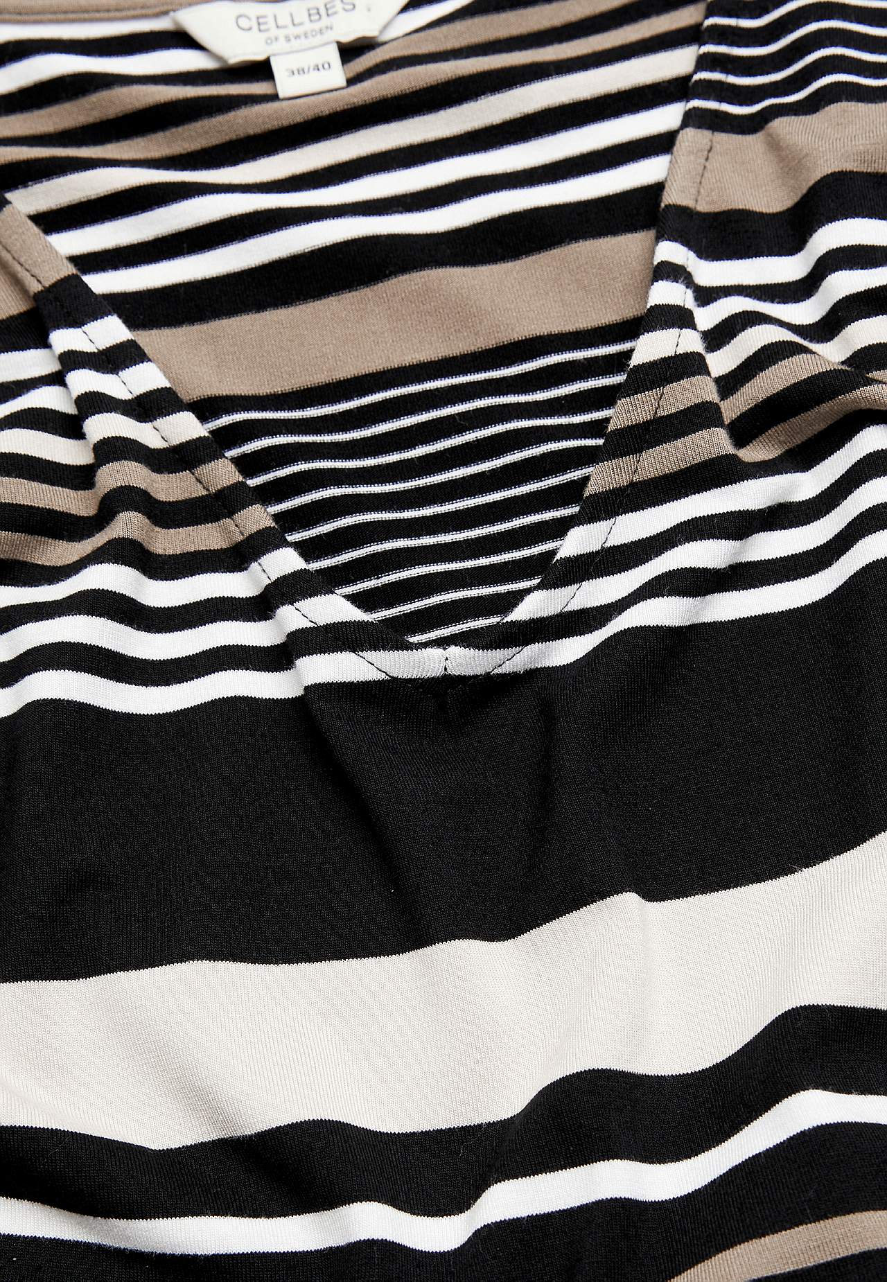 Gestreepte viscose jurk