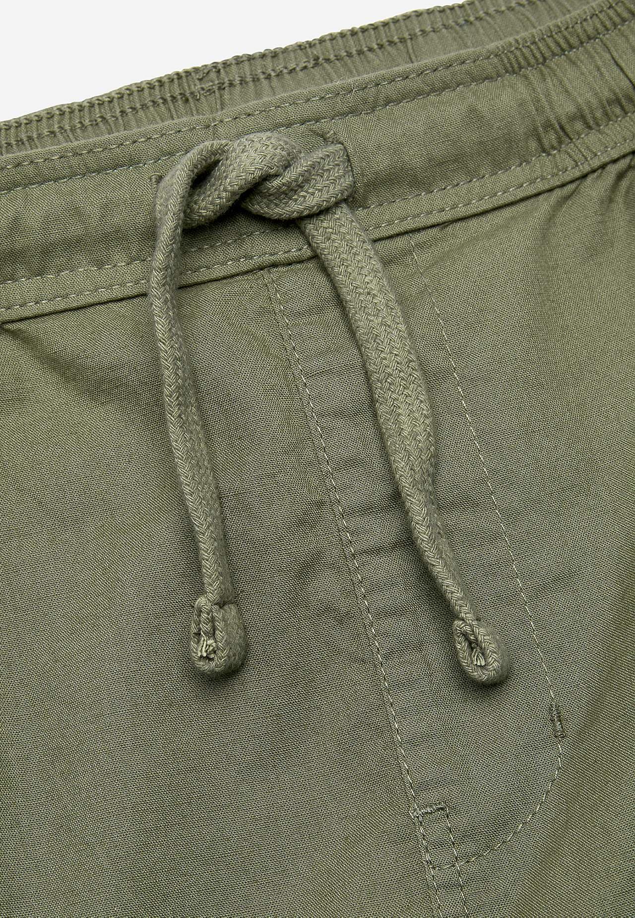 Cargo short met meerdere zakken