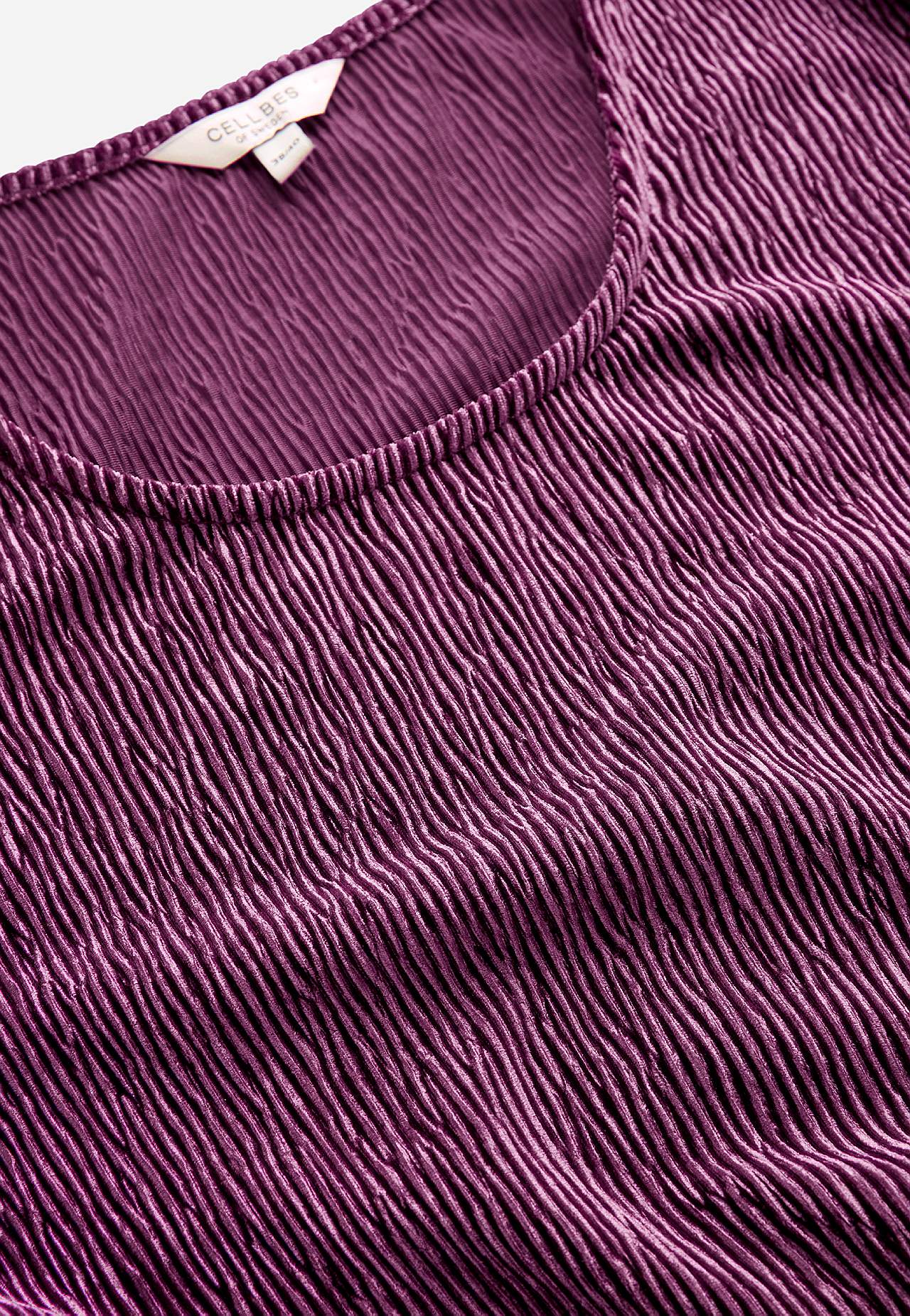 Feesttopje van velvet