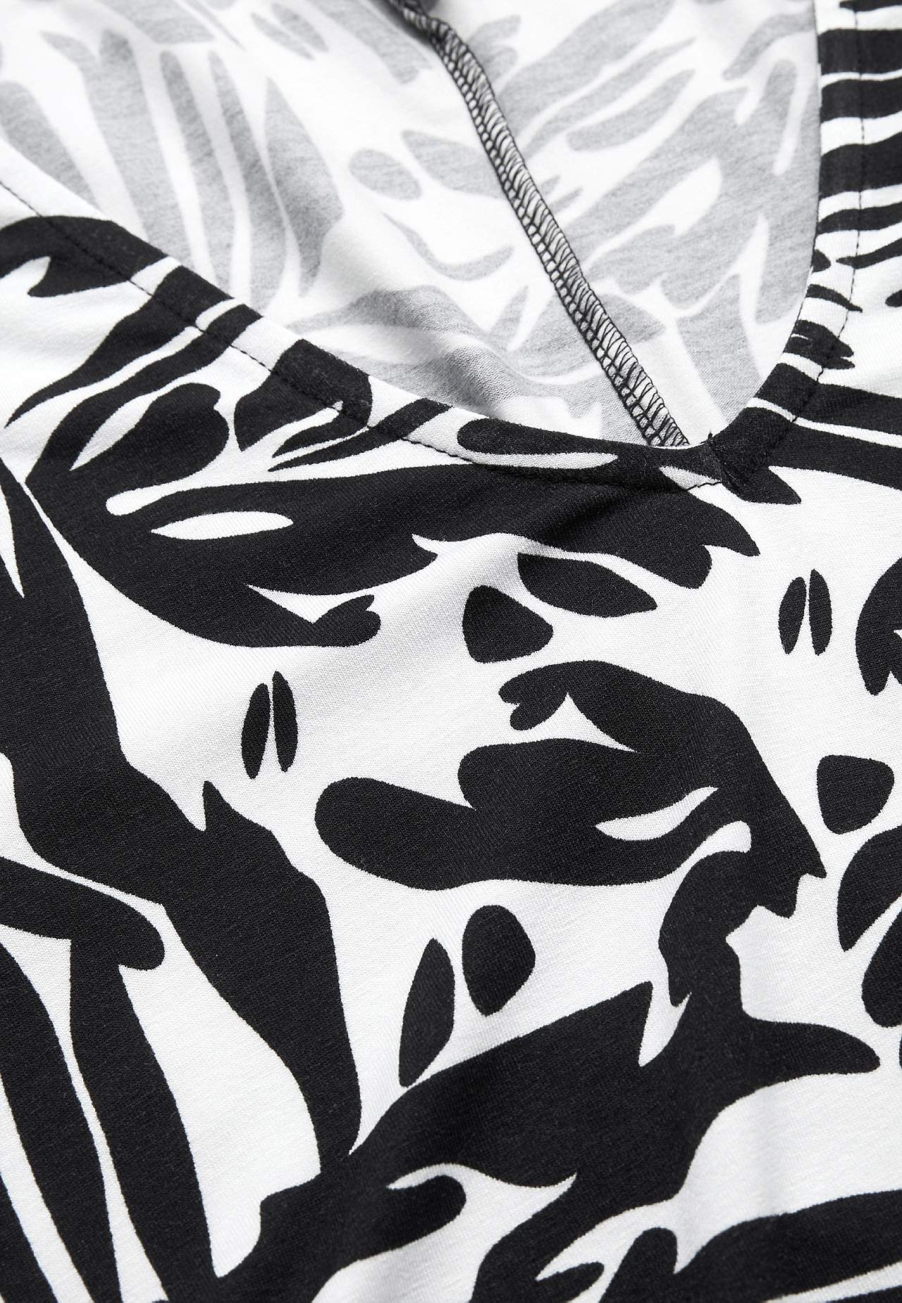 Jerseyjurk met pofmouwen