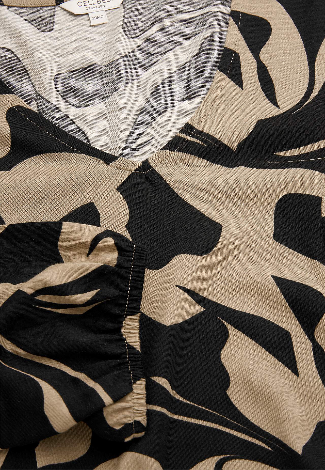 Jerseyjurk met prinsessensnit