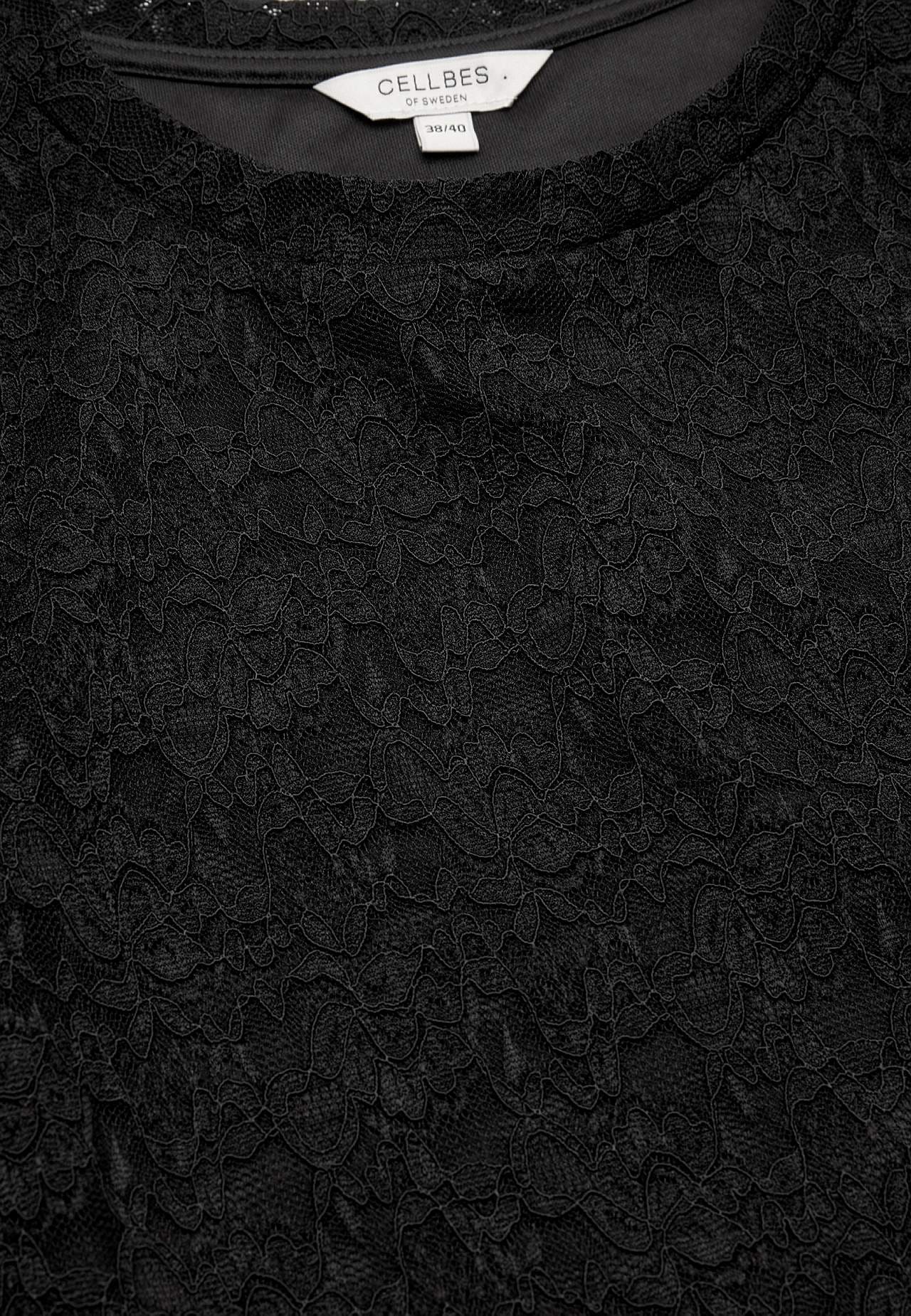 Kanten topje met ronde nek