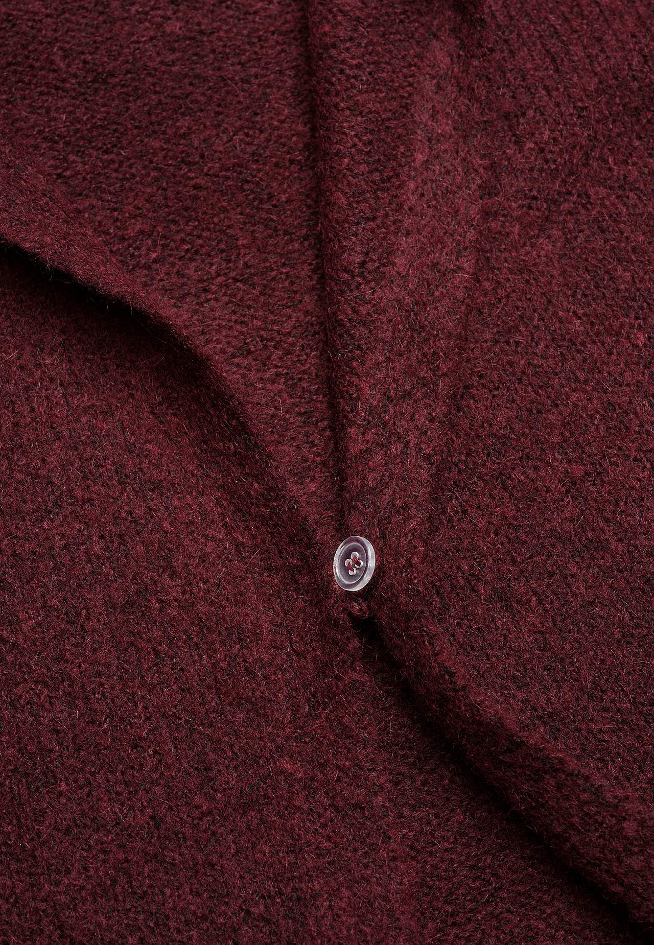Gebreide en lange cardigan