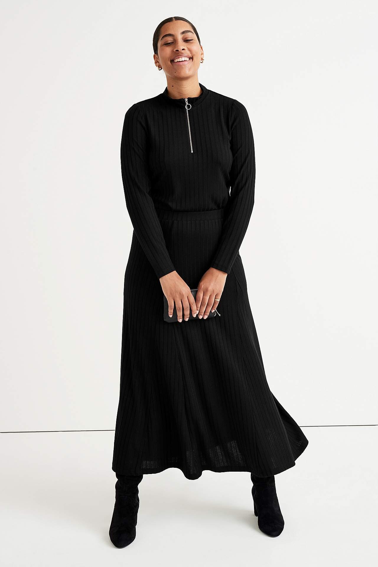 Geribbelde tuniek met rits en openstaande kraag