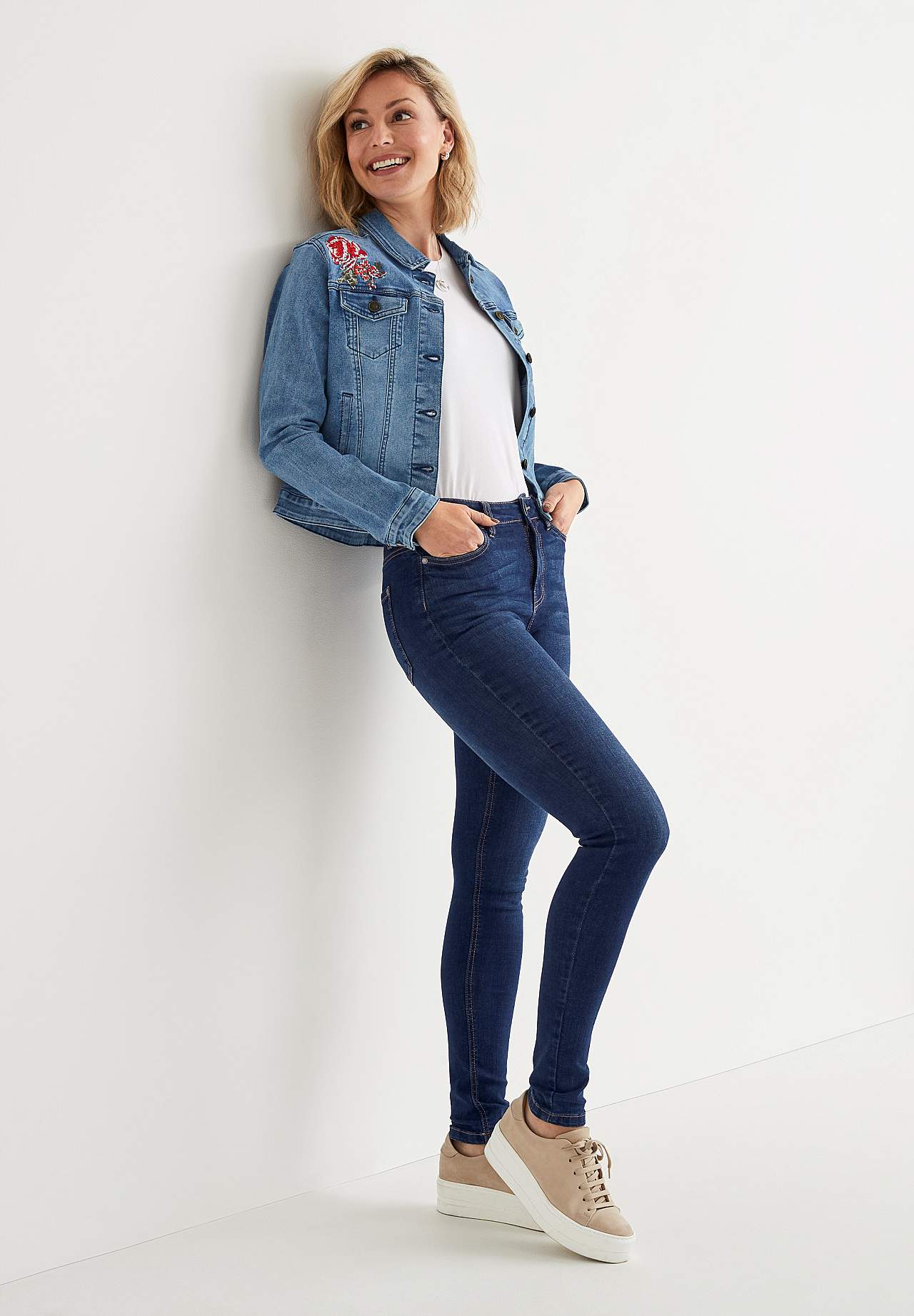 Denim jas met borduurwerken Betty
