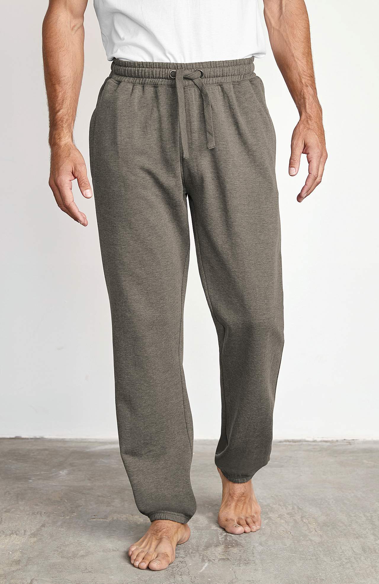 Sweatshirtbroek met elastiek aan de uiteinden van de benen