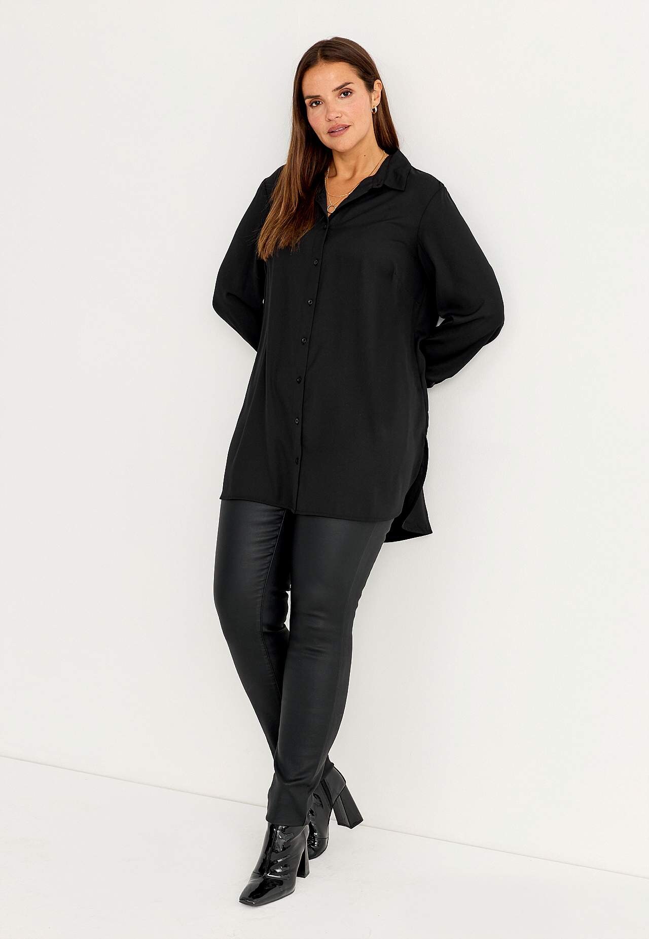 Lang shirt met knoppen