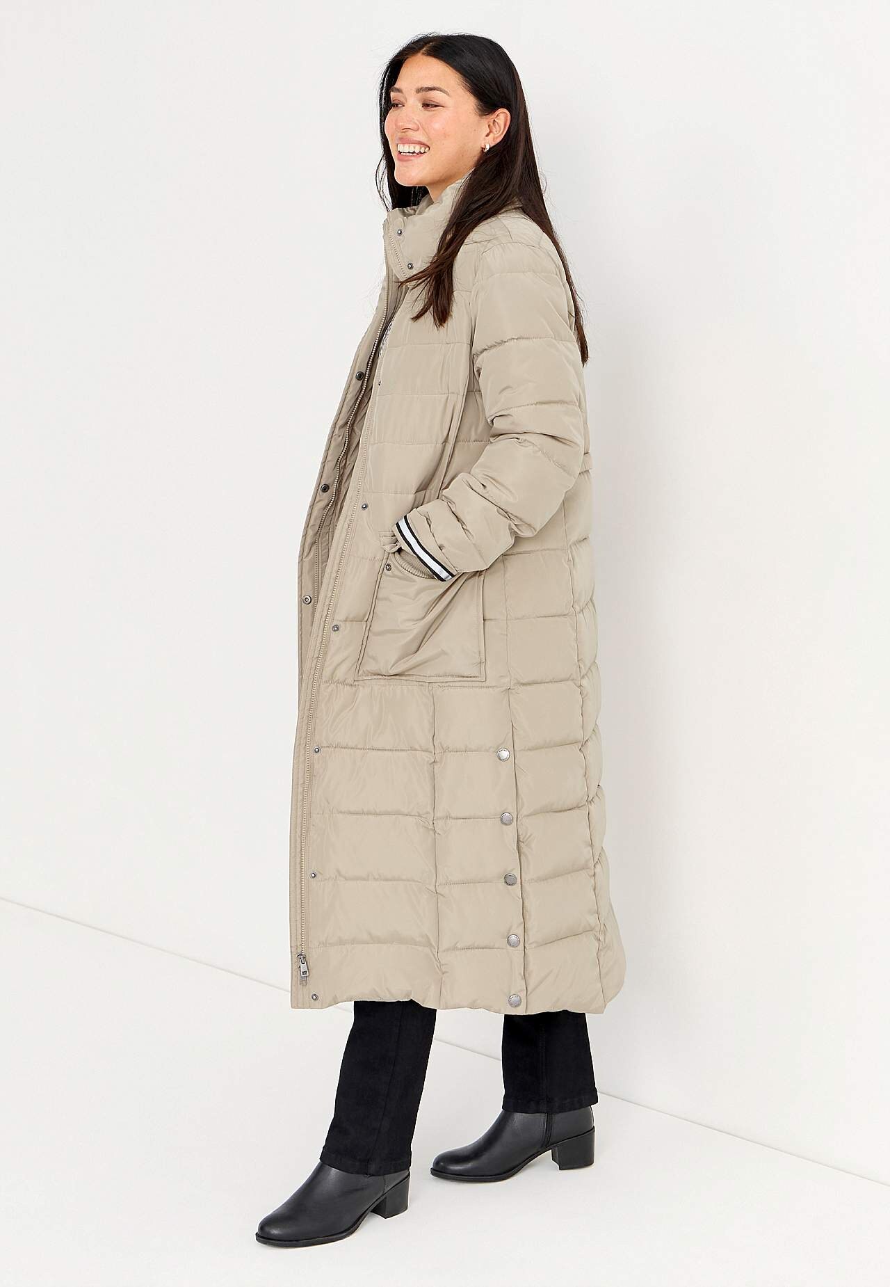 Lange en gevoerde jas