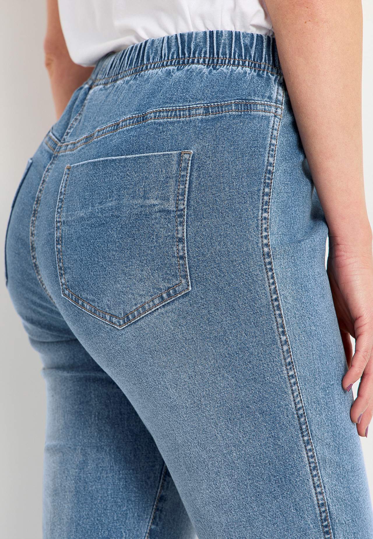 Jegging met skinny broekspijp