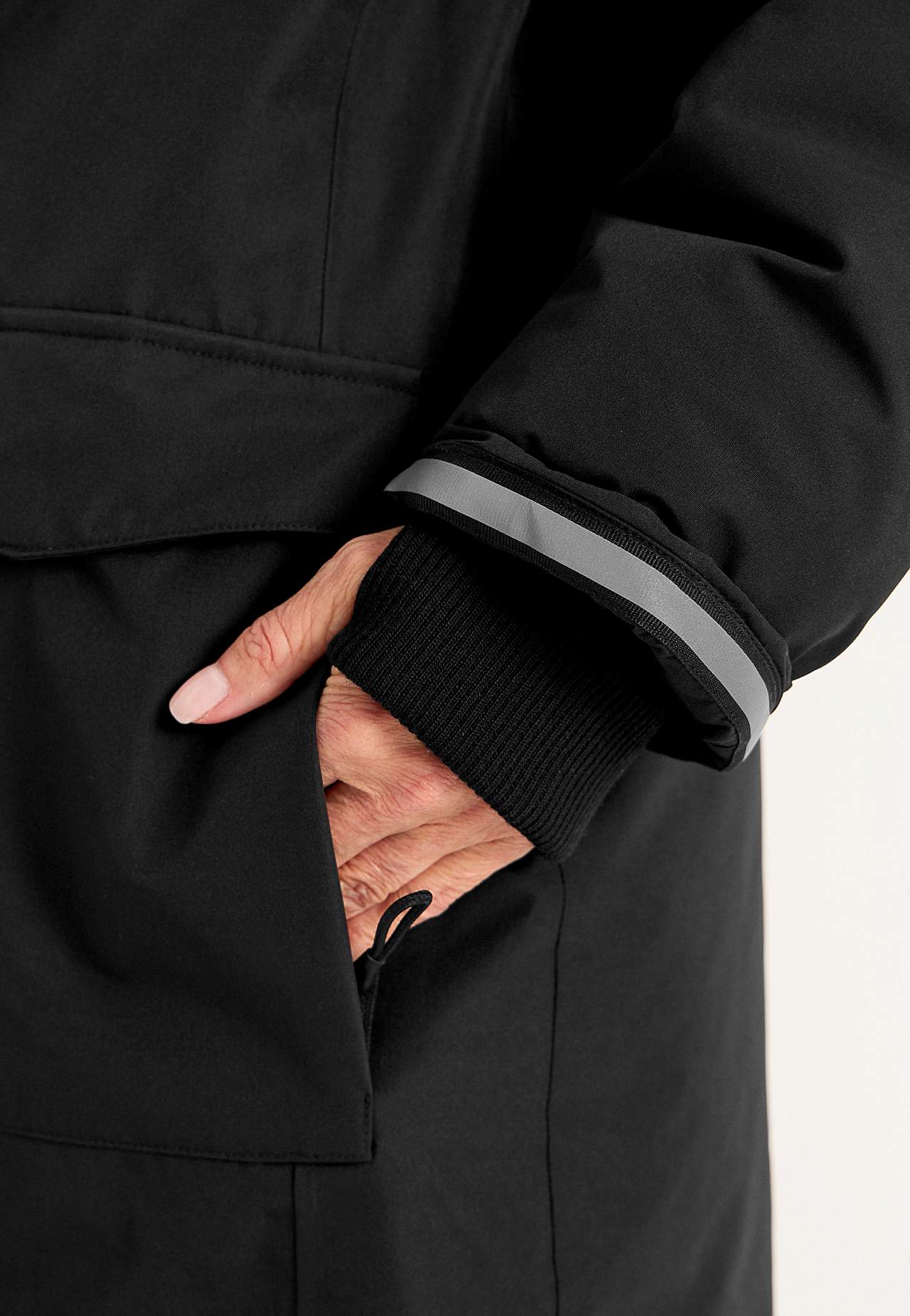 Functionele, gevoerde en lange parka