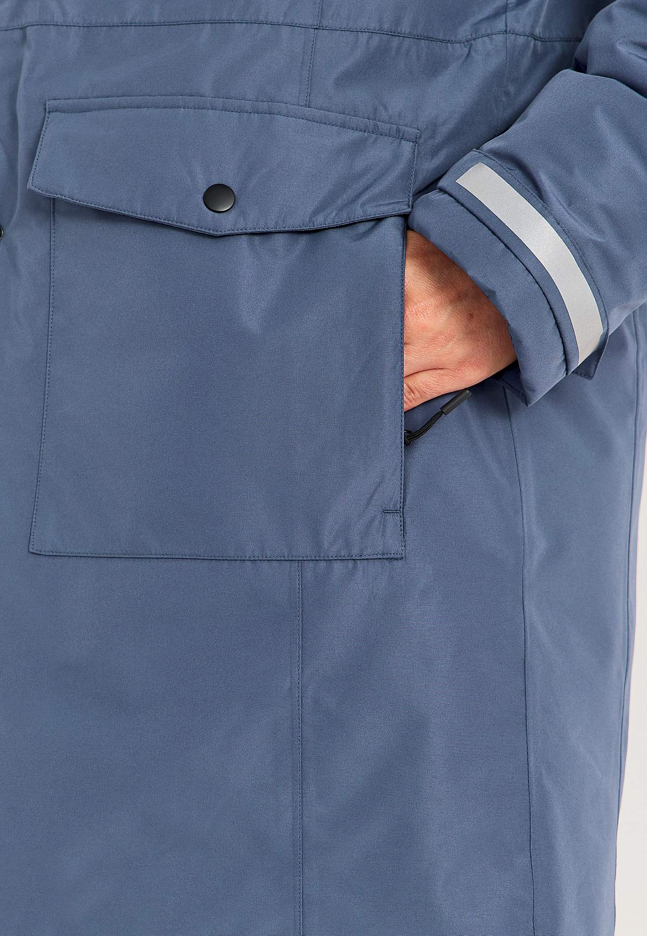 Functionele jas met genaaide capuchon
