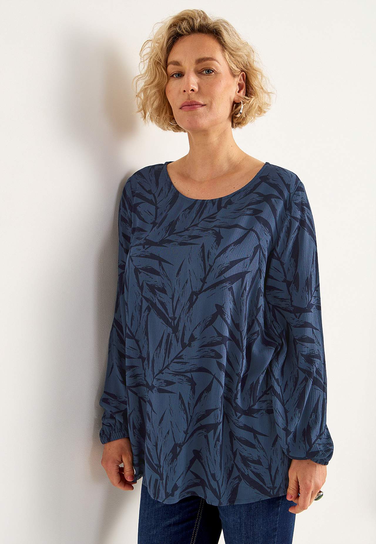Tuniek met getextureerd gevlochten stof
