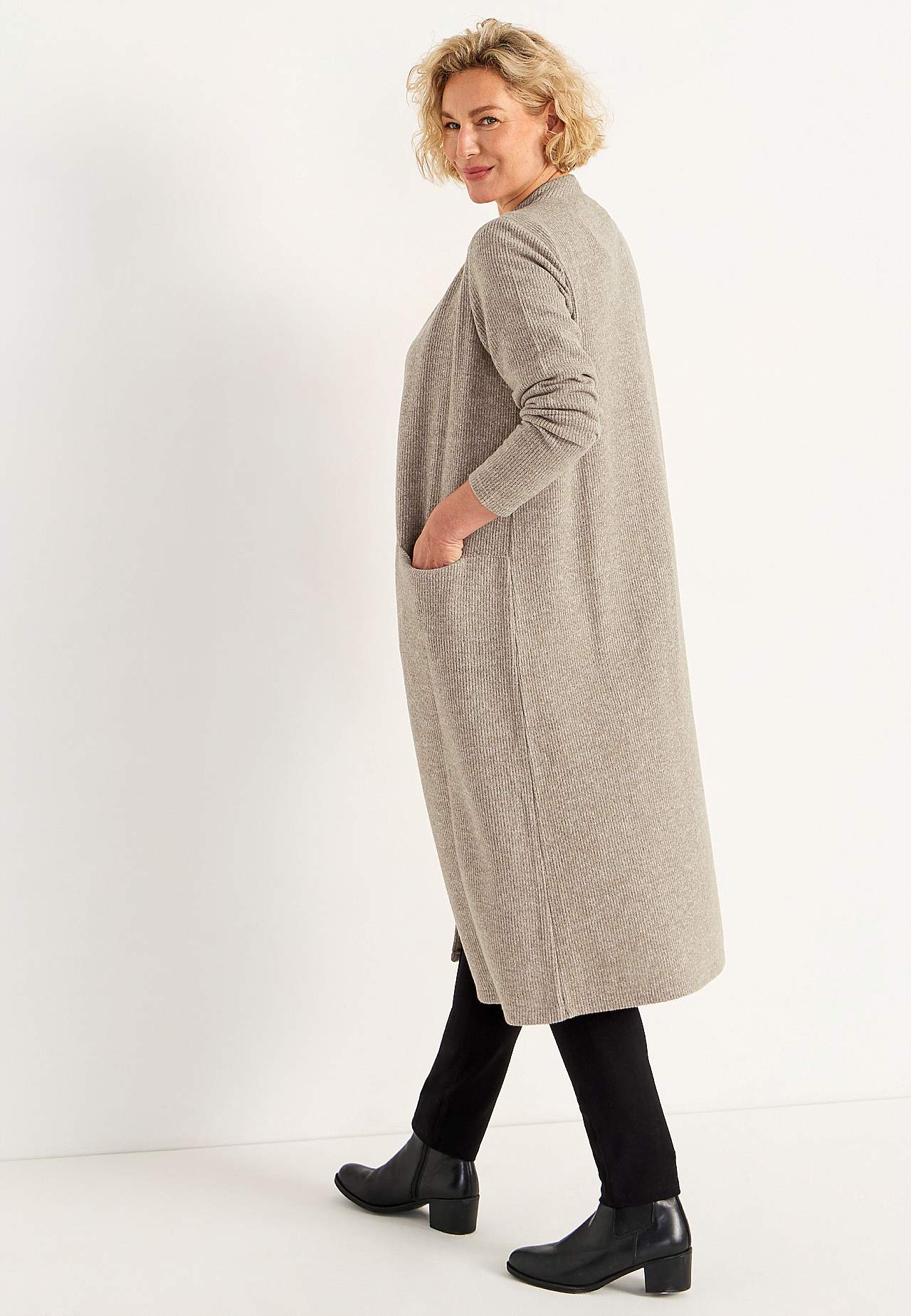 Super zachte en lange cardigan met zakken