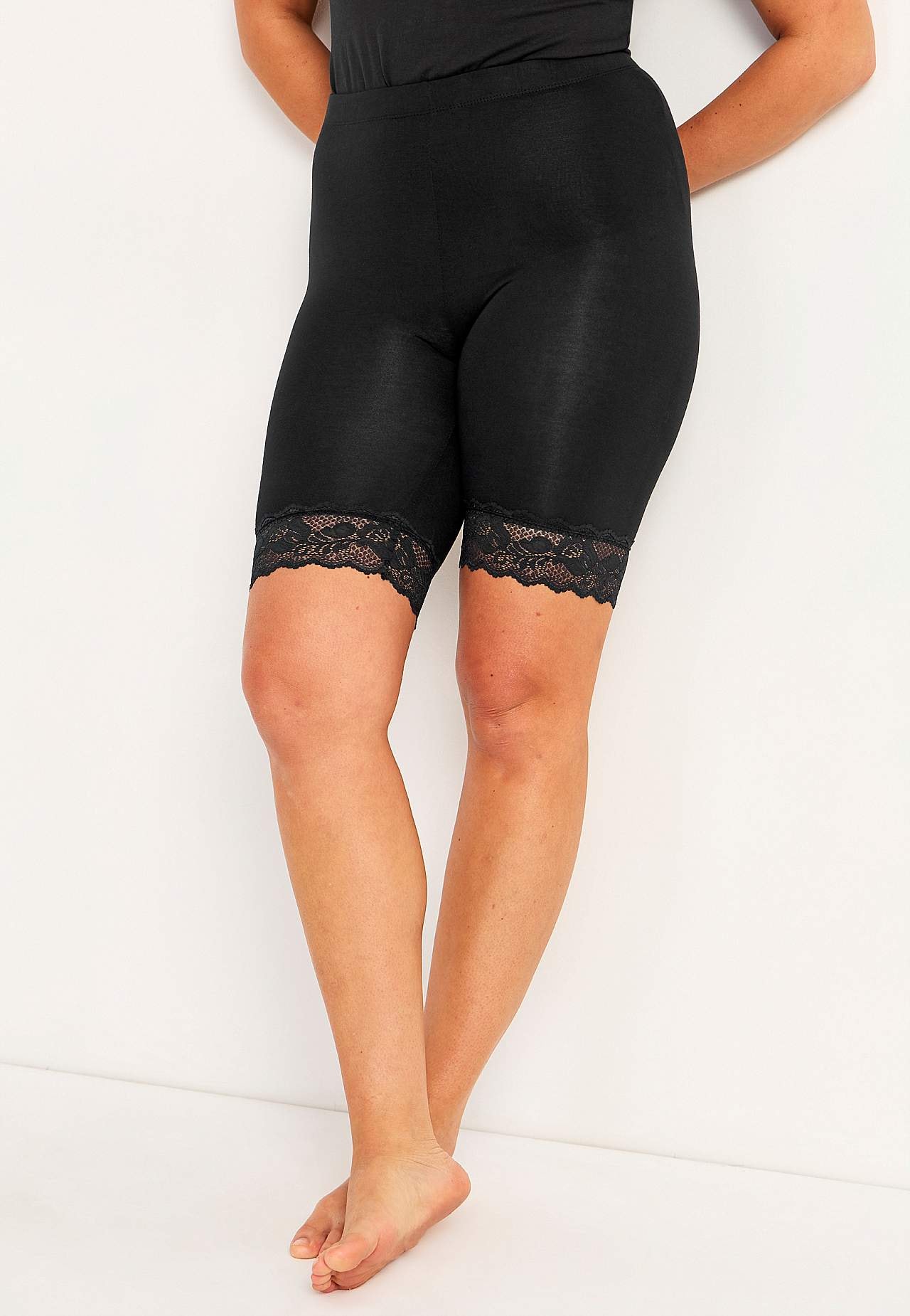 Fietsshort met kant Josefin