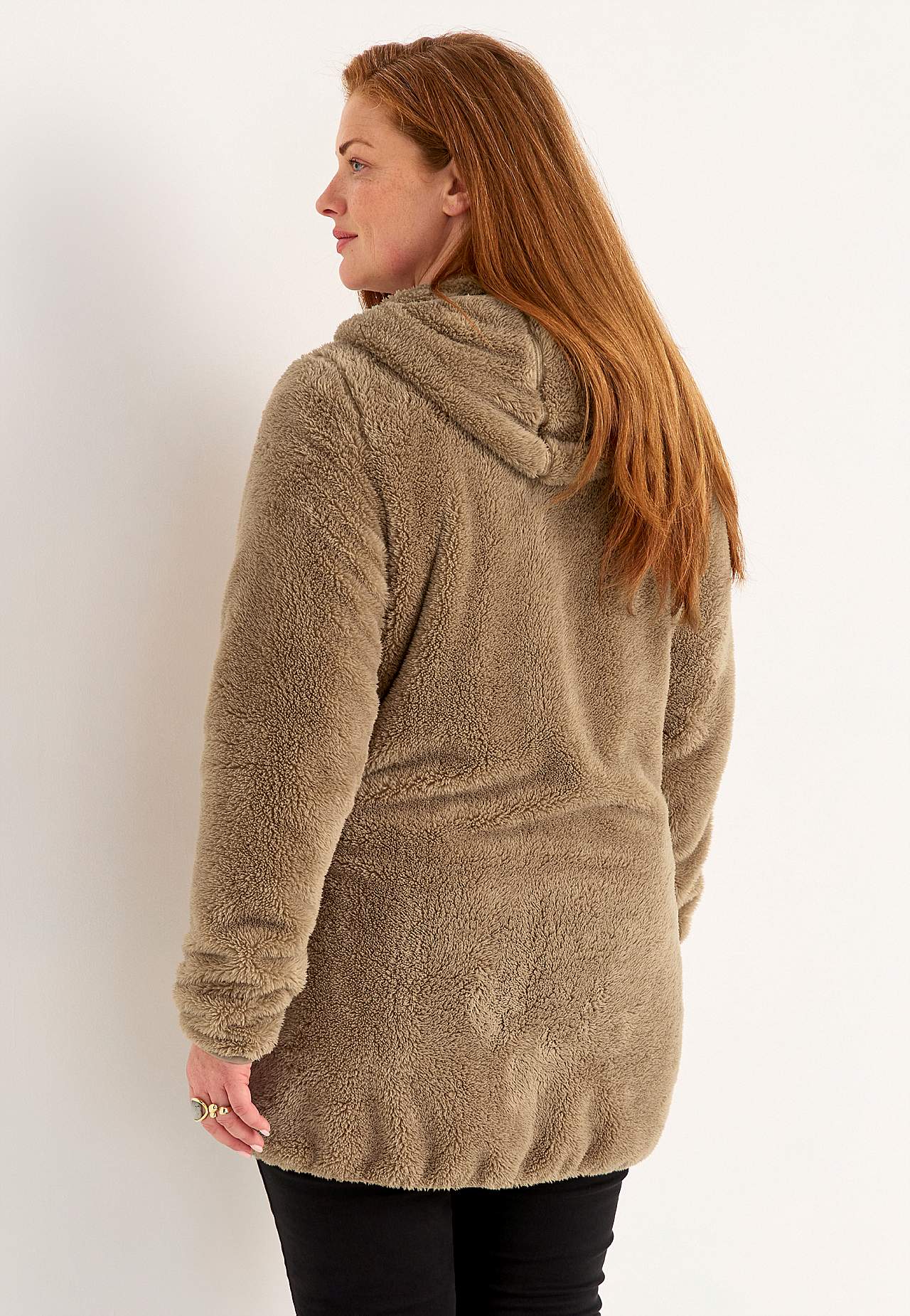 Knusse fleece-jas met capuchon