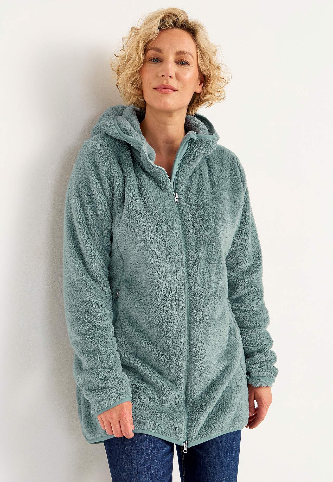 Knusse fleece-jas met capuchon