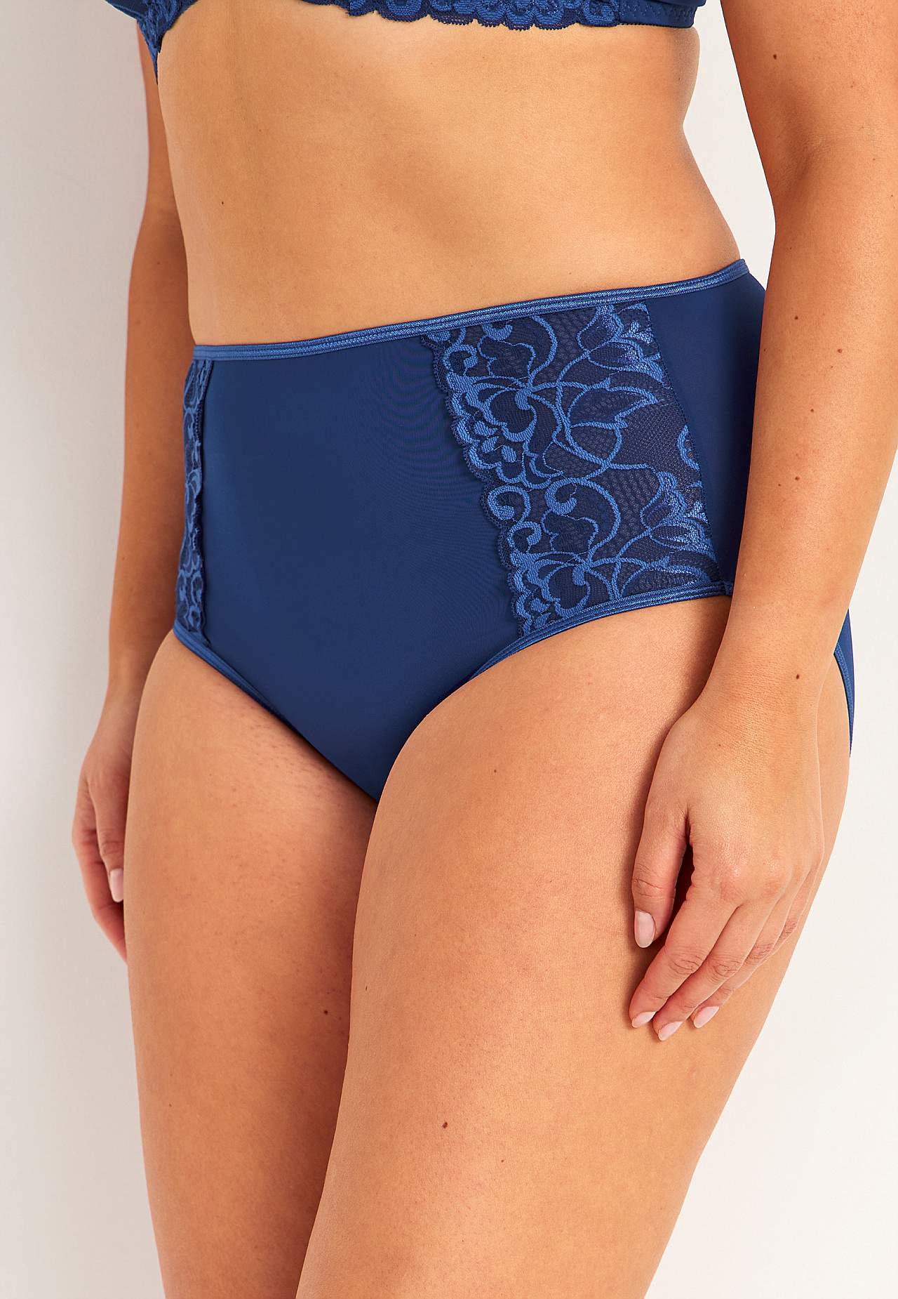 Panty Violet