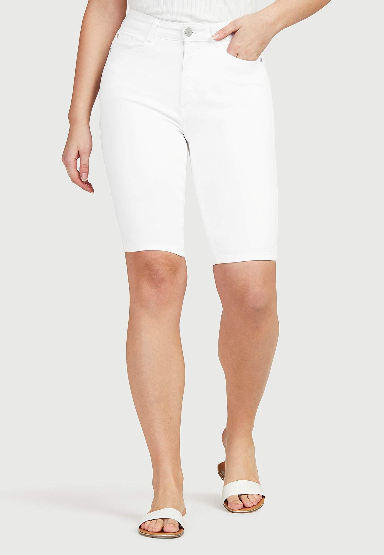 Elastische jeansshort met lang been Ella