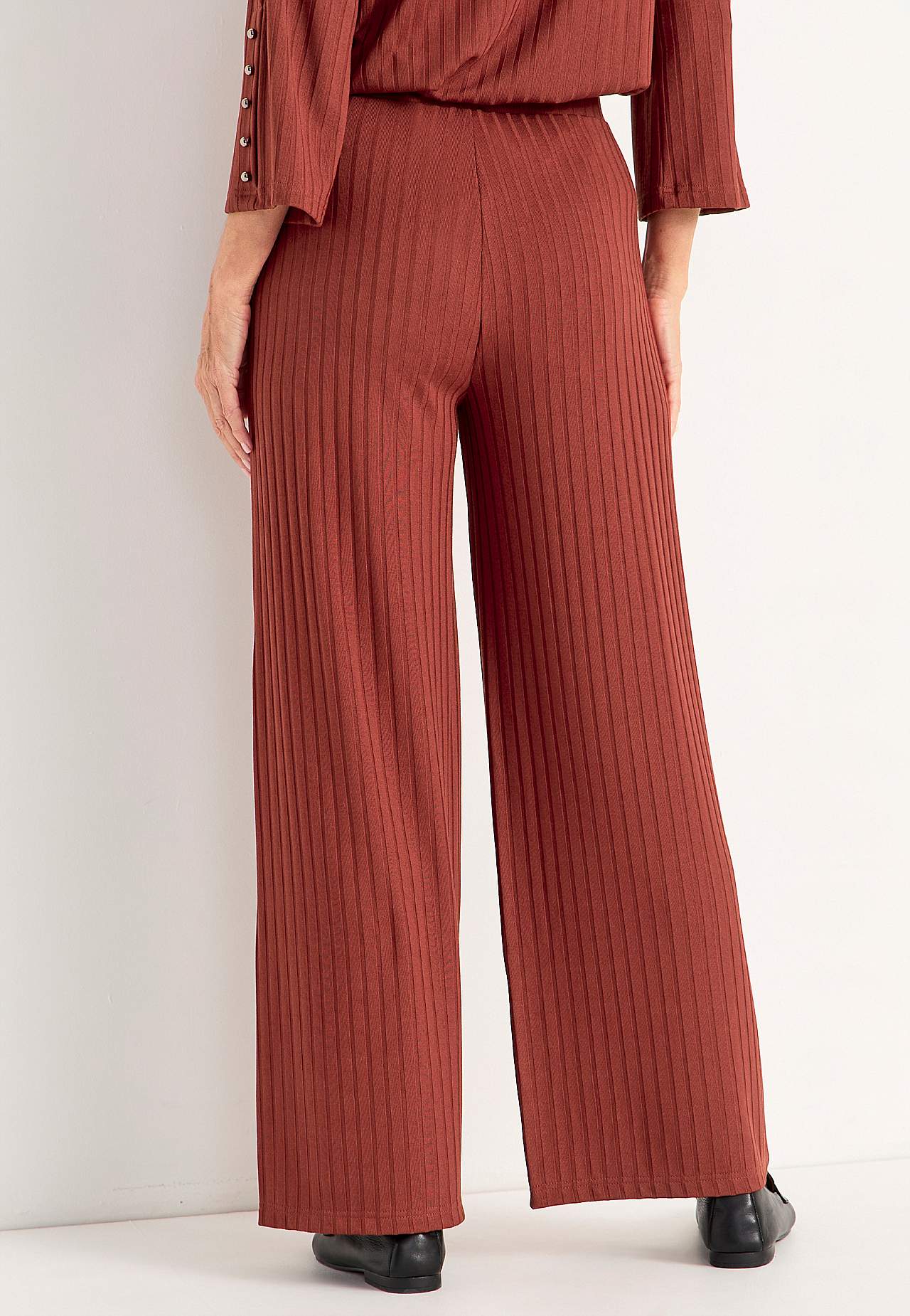 Broek van geribbeld tricot