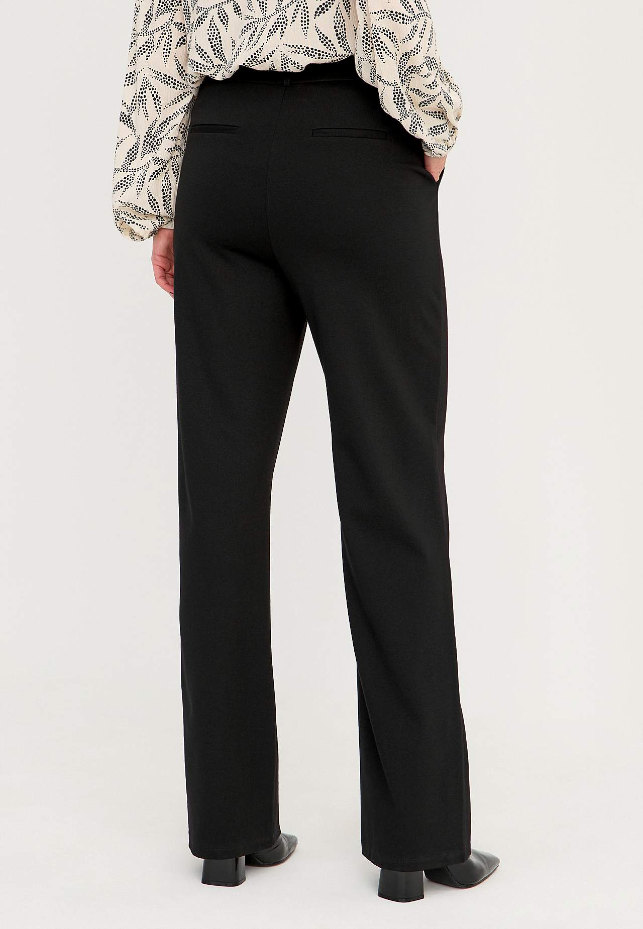 Wijde gebreide broek
