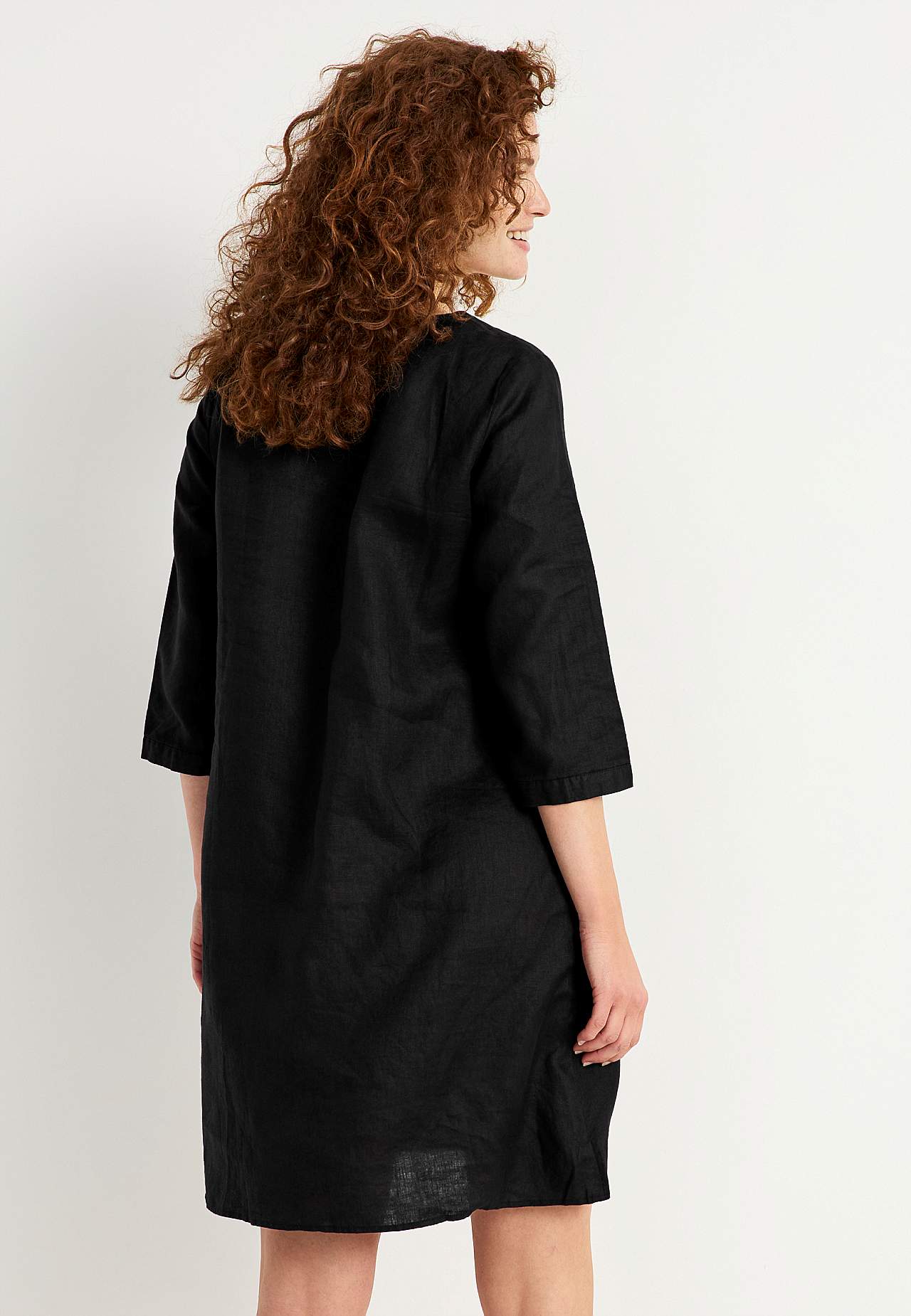 Linnen Premium jurk met v-halslijn Joanne