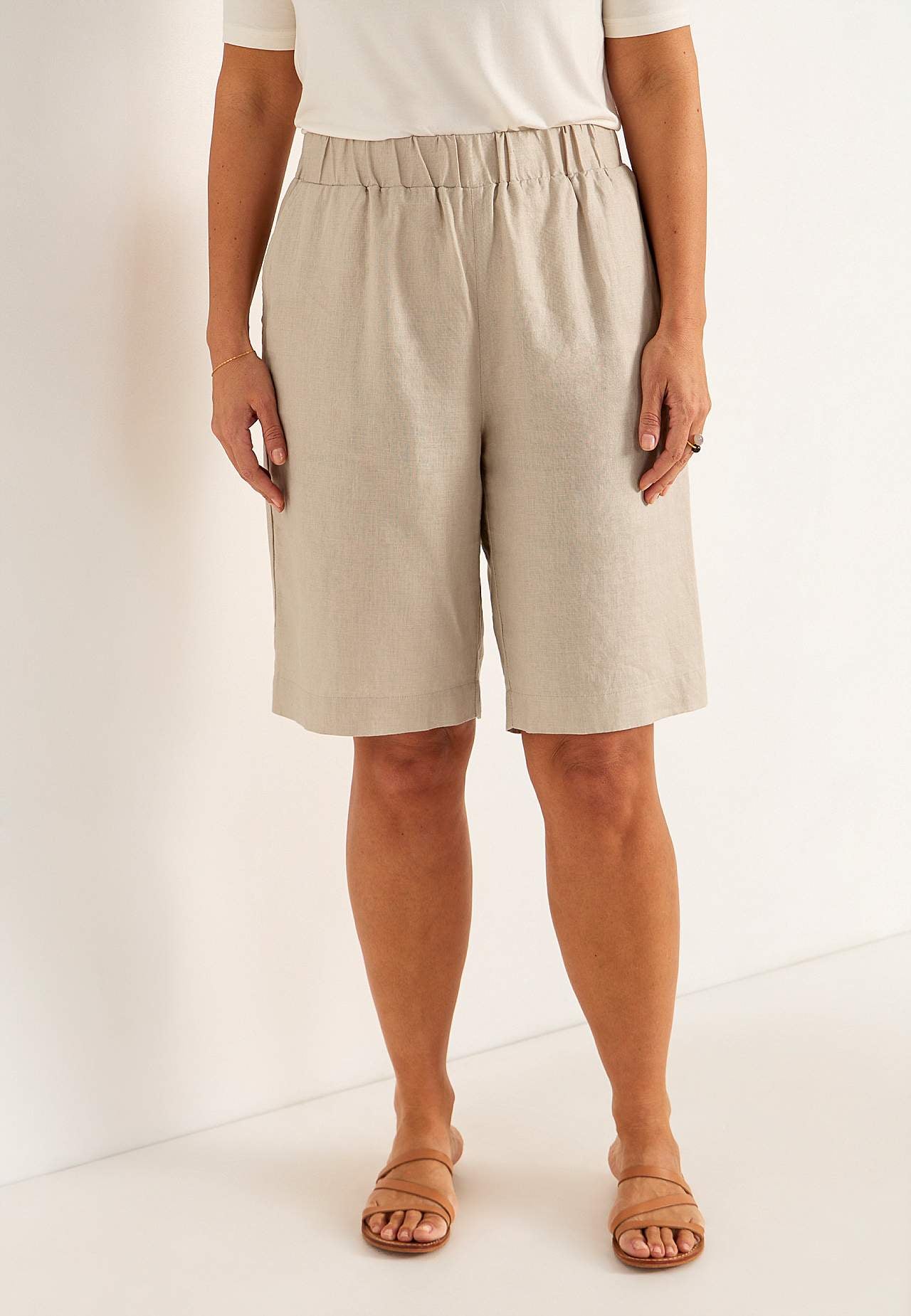 Linnen Premium shorts met elastiek aan de taille