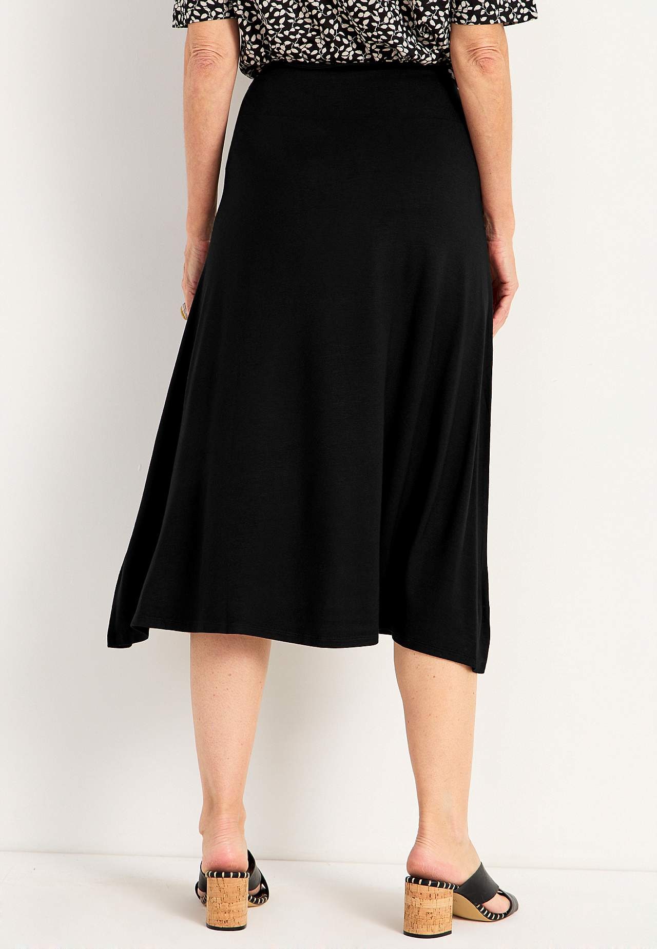 Lange en flared jersey rok