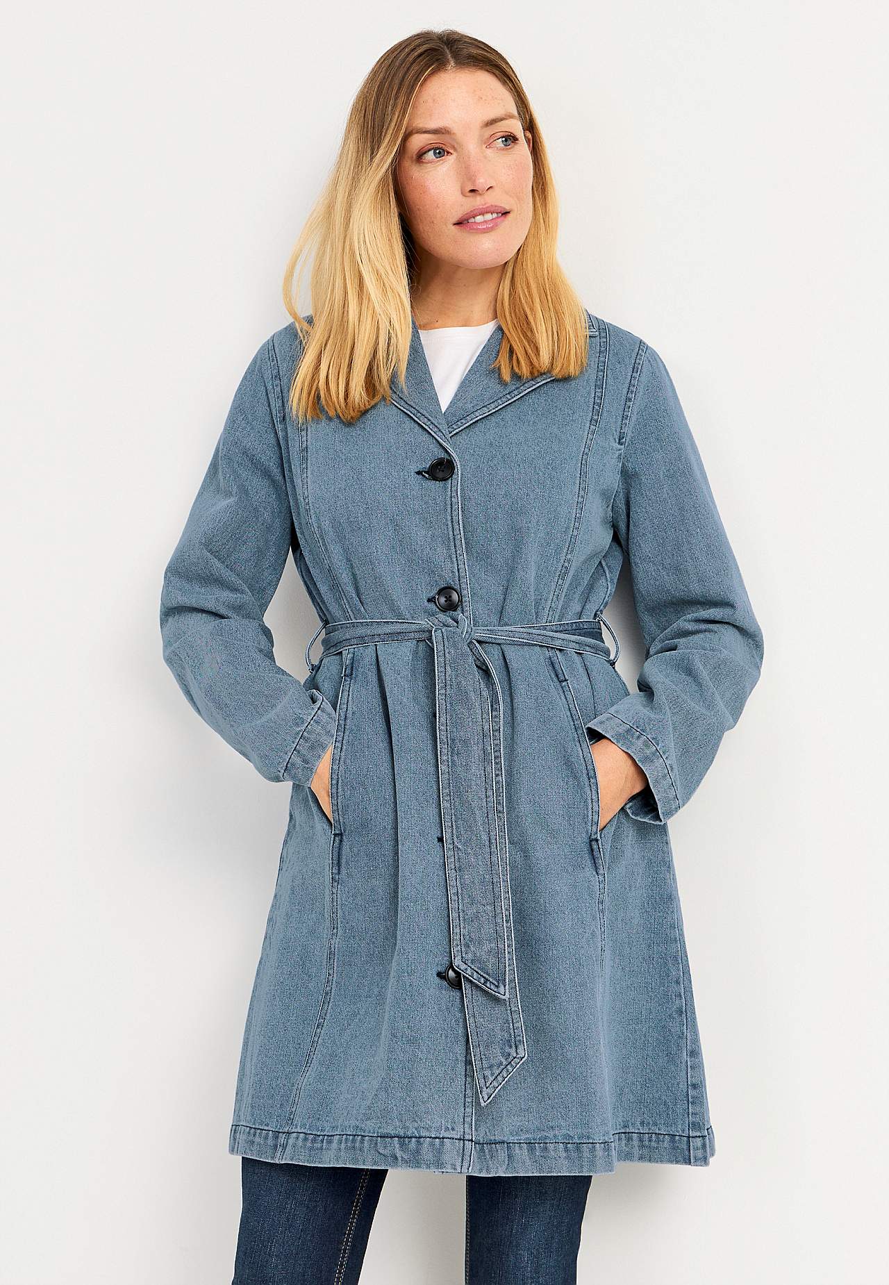 Jas van denim met riem stropdas