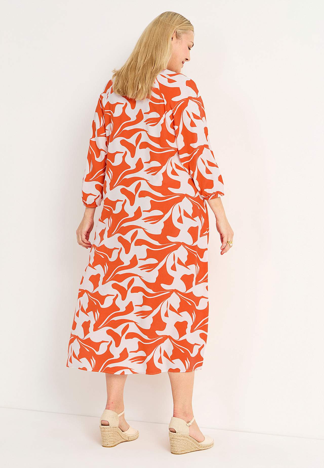 Wijde viscose jurk met patroon
