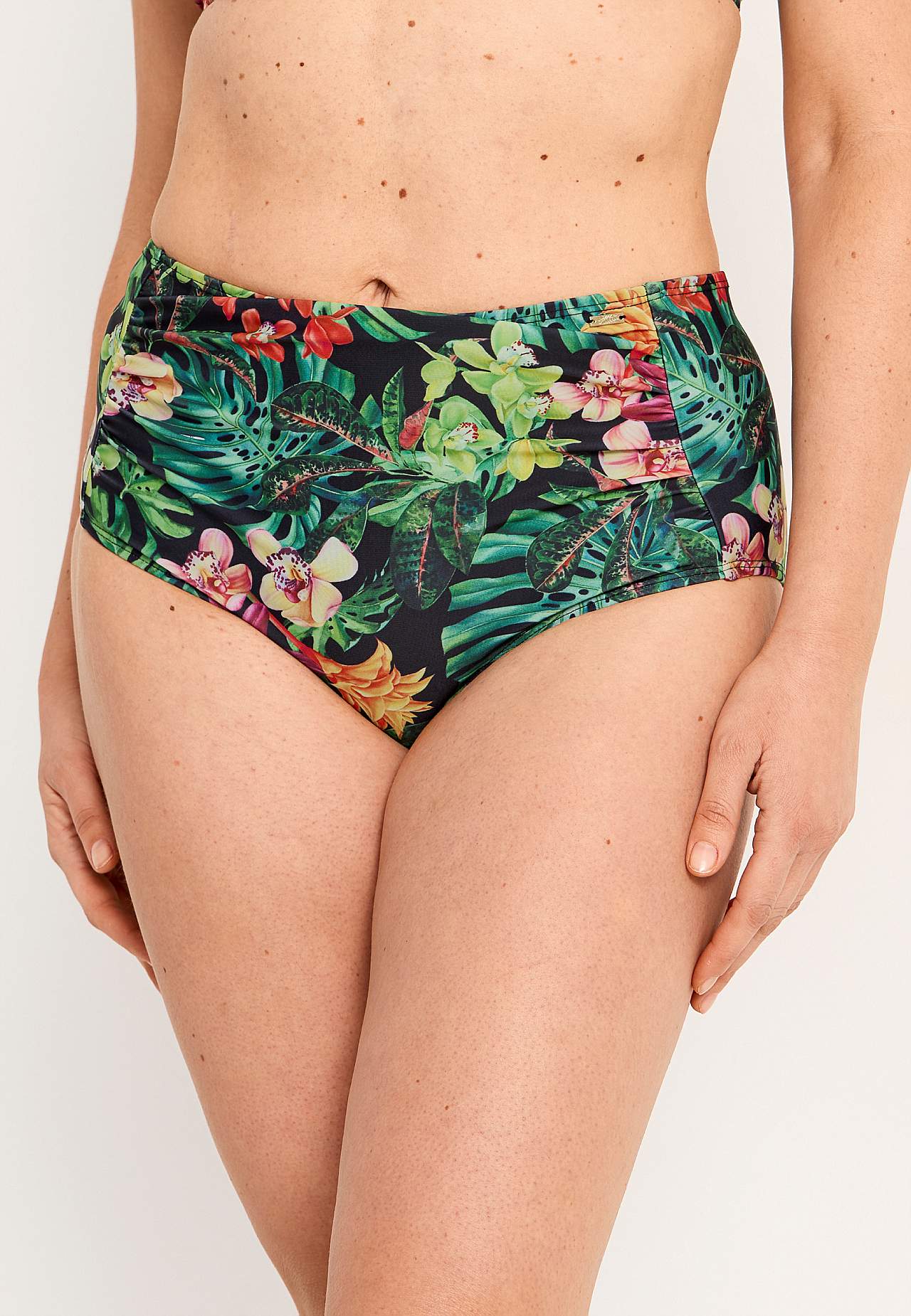 Bikinibroekje met hoge taille en een bloemenpatroon