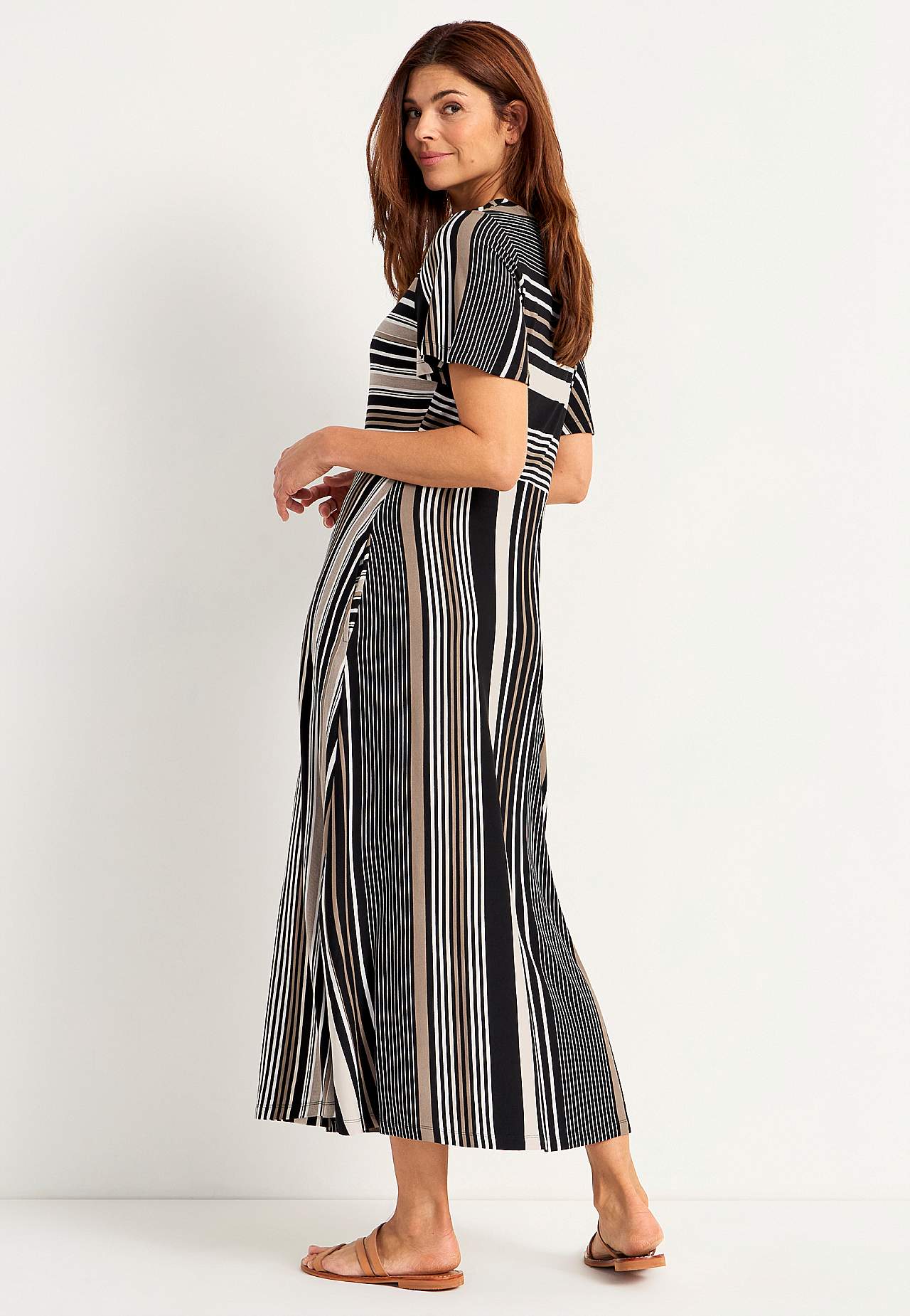 Gestreepte viscose jurk