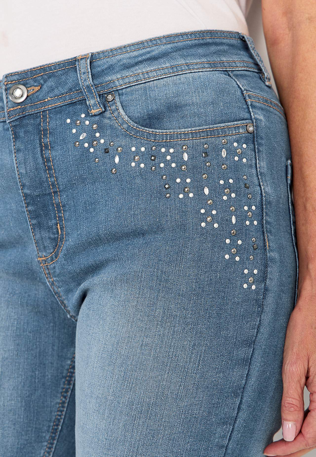 Enkeljeans met parelmoer en bergkristal