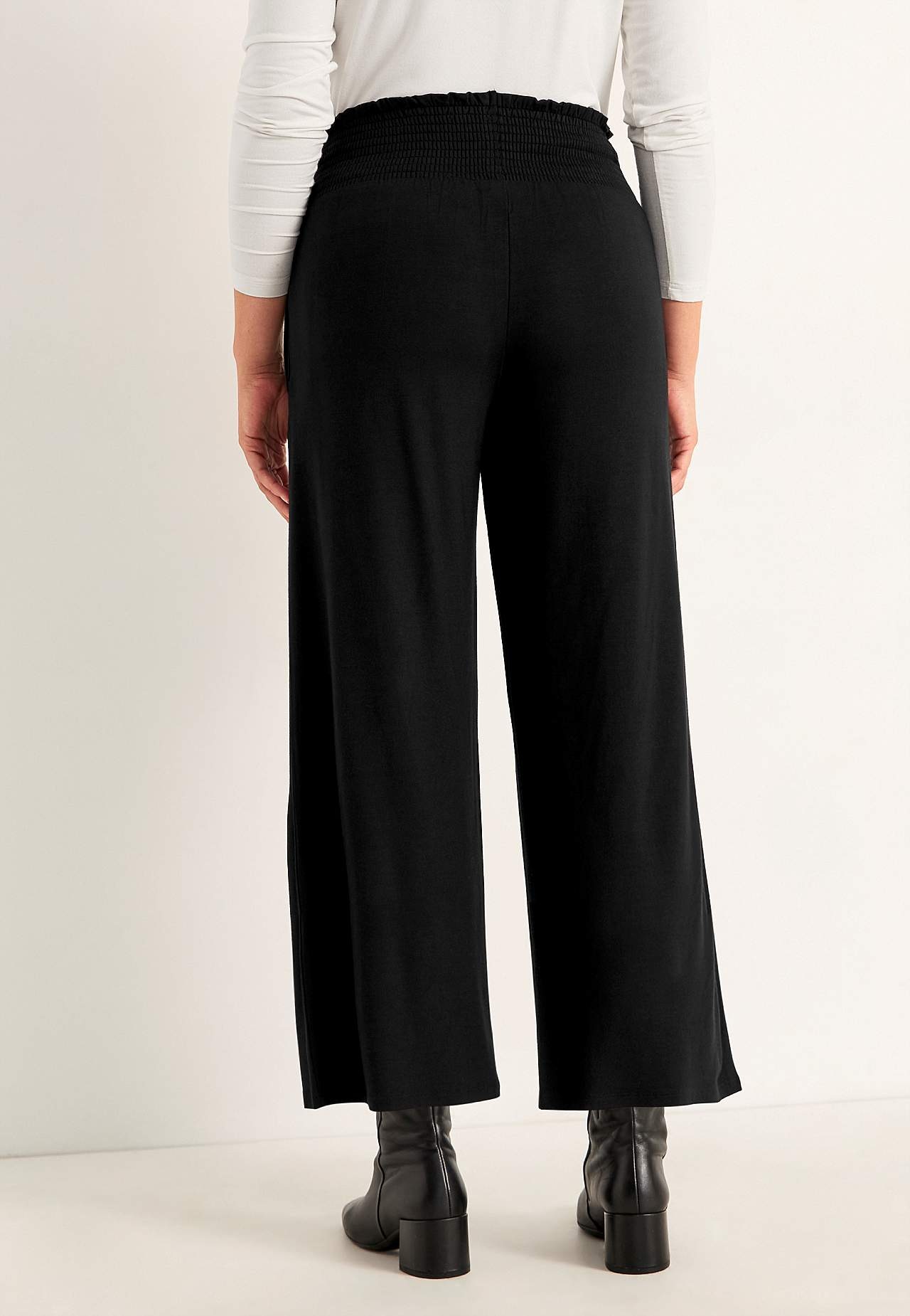 Zachte jersey broek met gesmockte elastische taille Liv