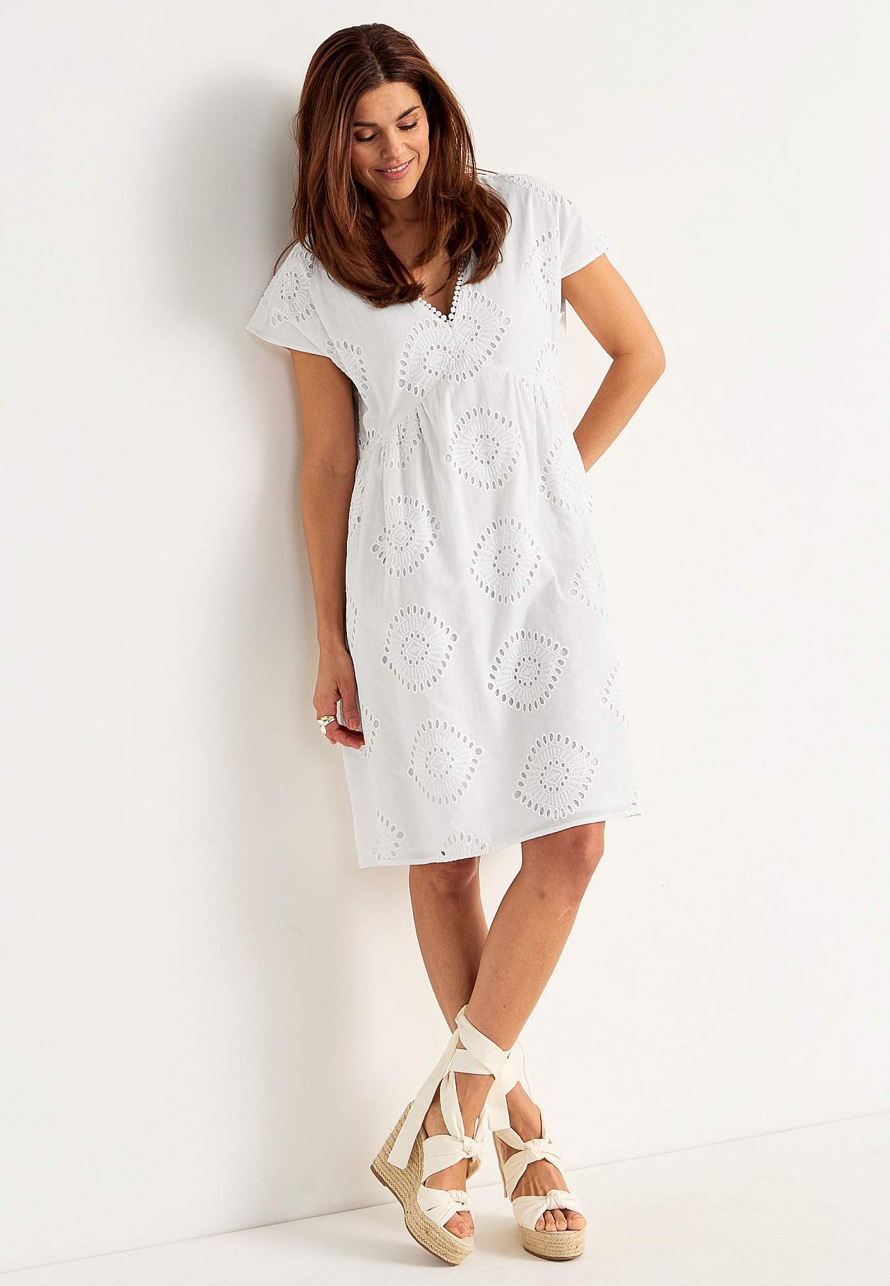 Broderie anglaise jurktuniek