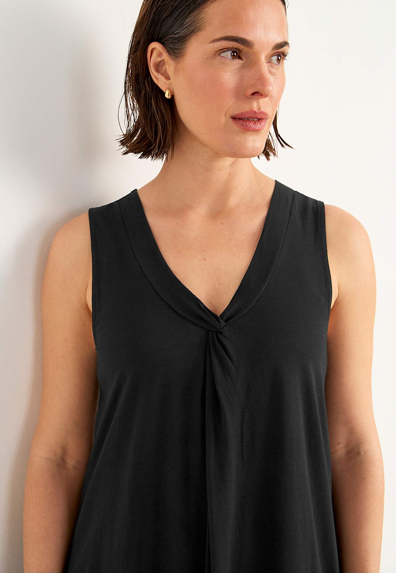 Mouwloze jerseyjurk met een v-hals