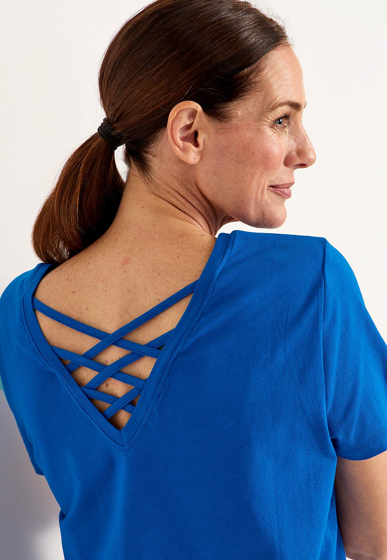 Jersey-topje met gevlochten rug detail