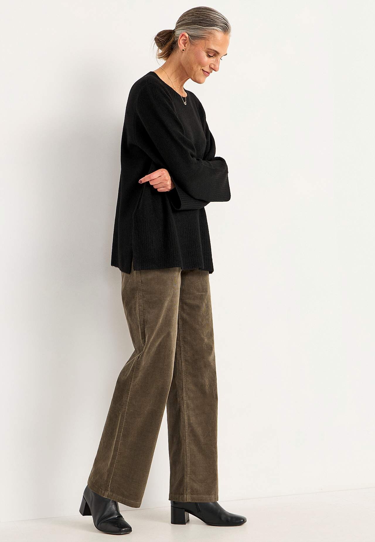 Elastische ribfluwelen broek met wijde benen