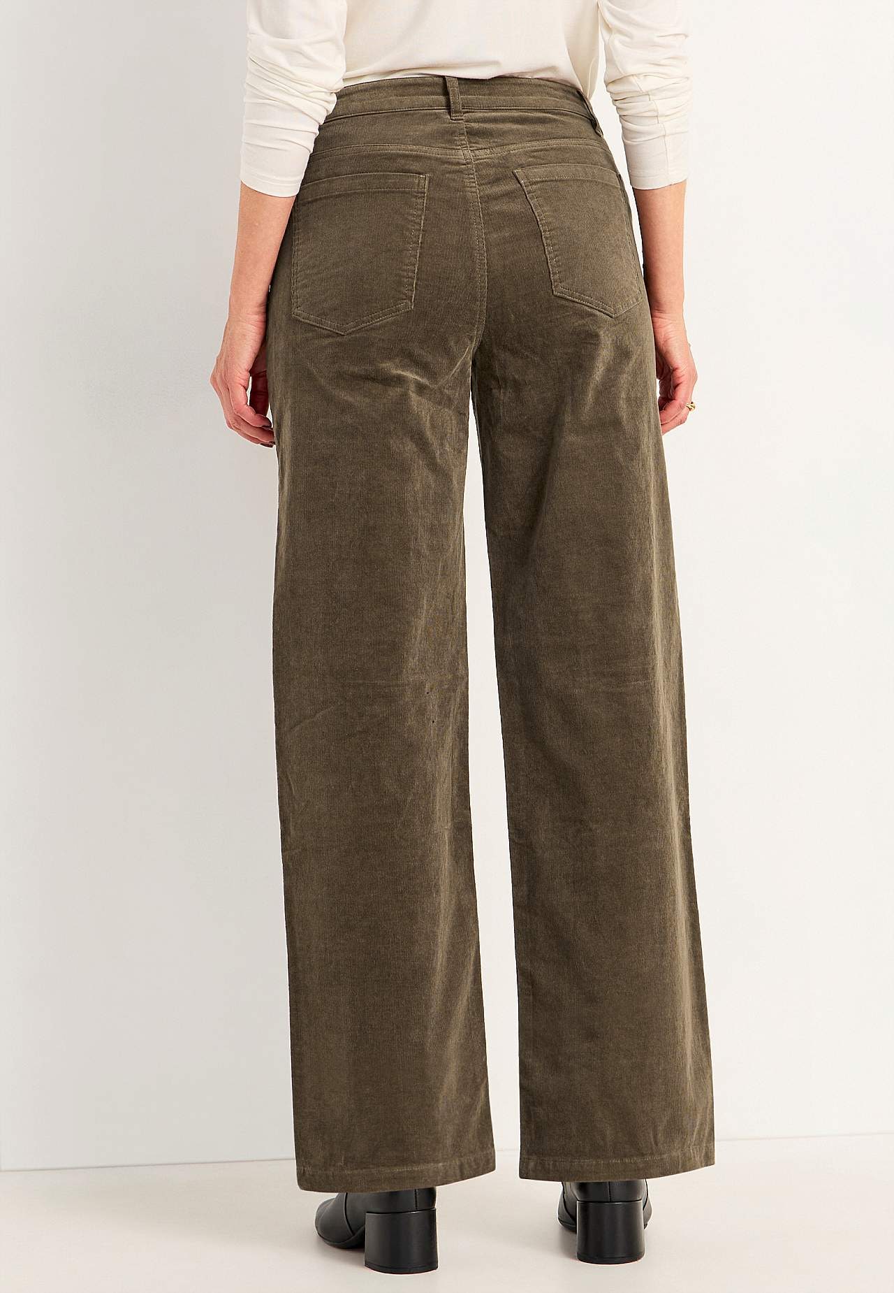 Elastische ribfluwelen broek met wijde benen