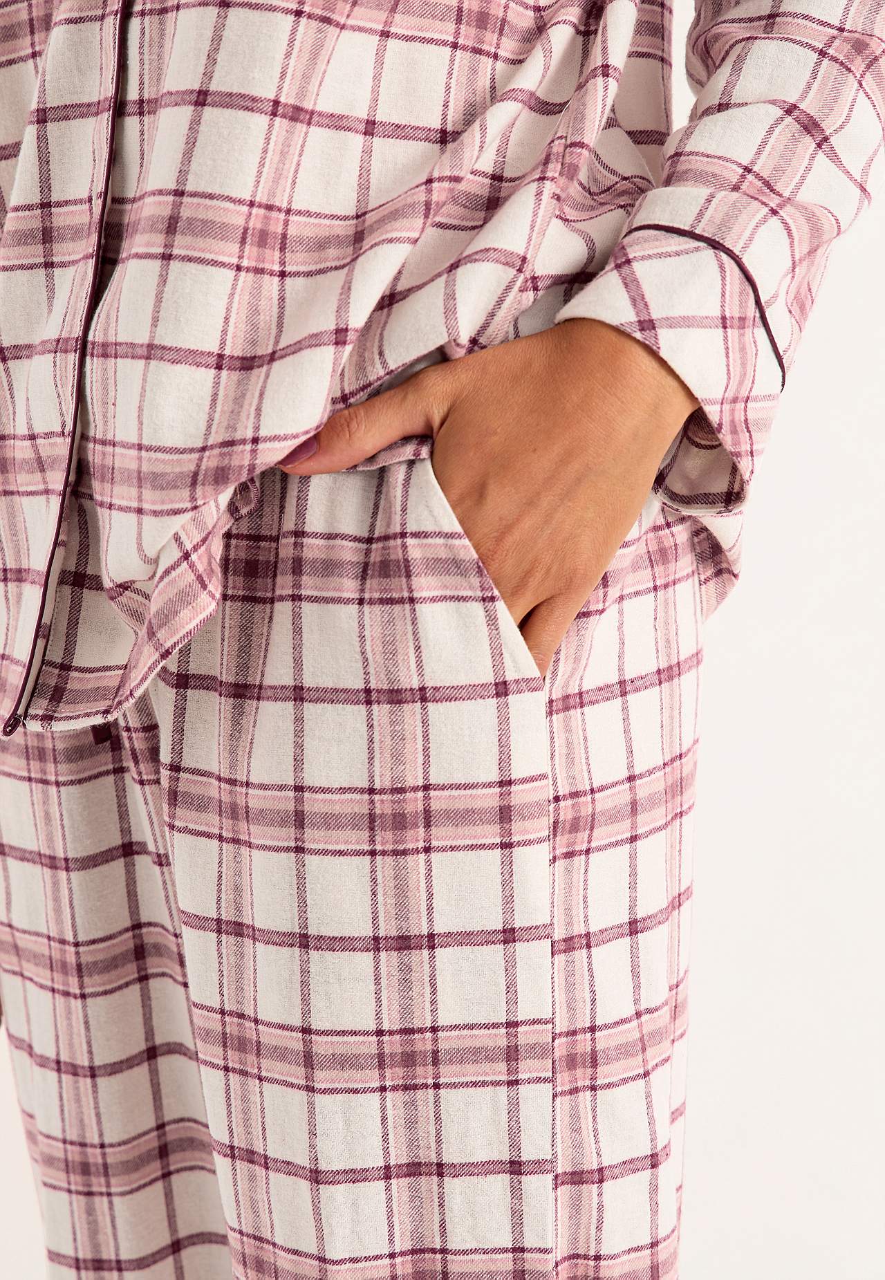 Geruite pyjama van flanel