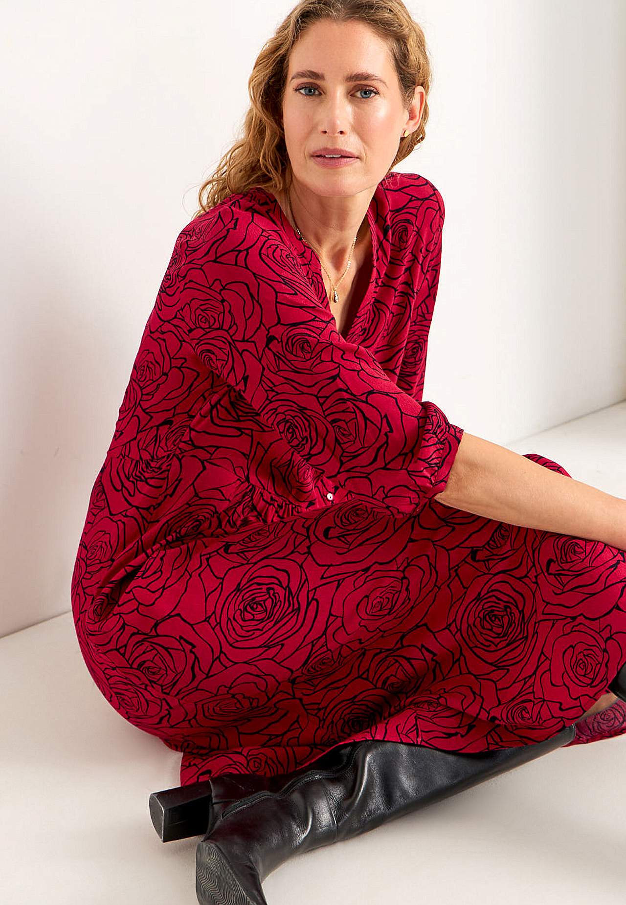 Jurk van viscose met een bloemenpatroon