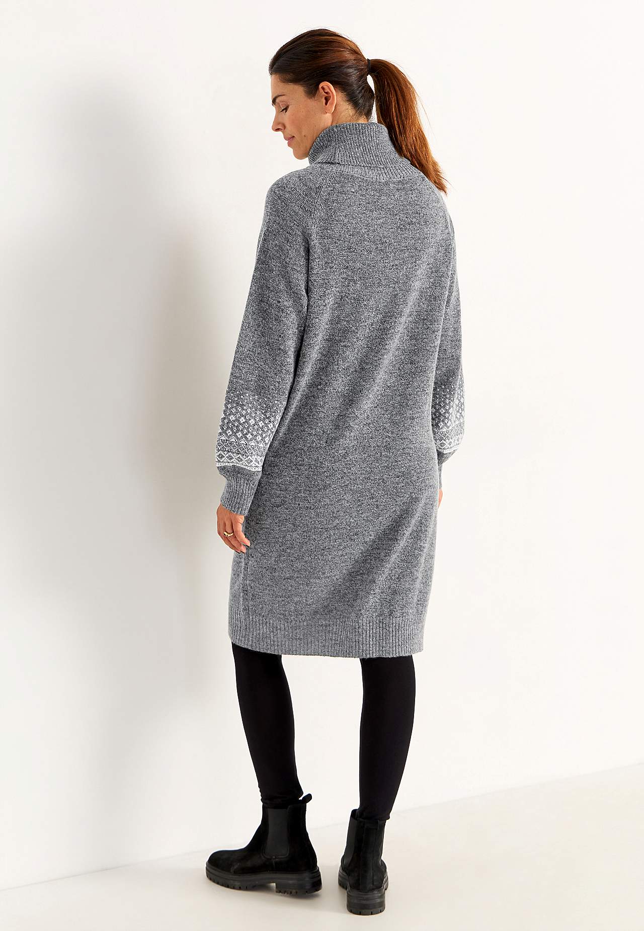 Gebreide jurk met mouwen met een jacquard patroon