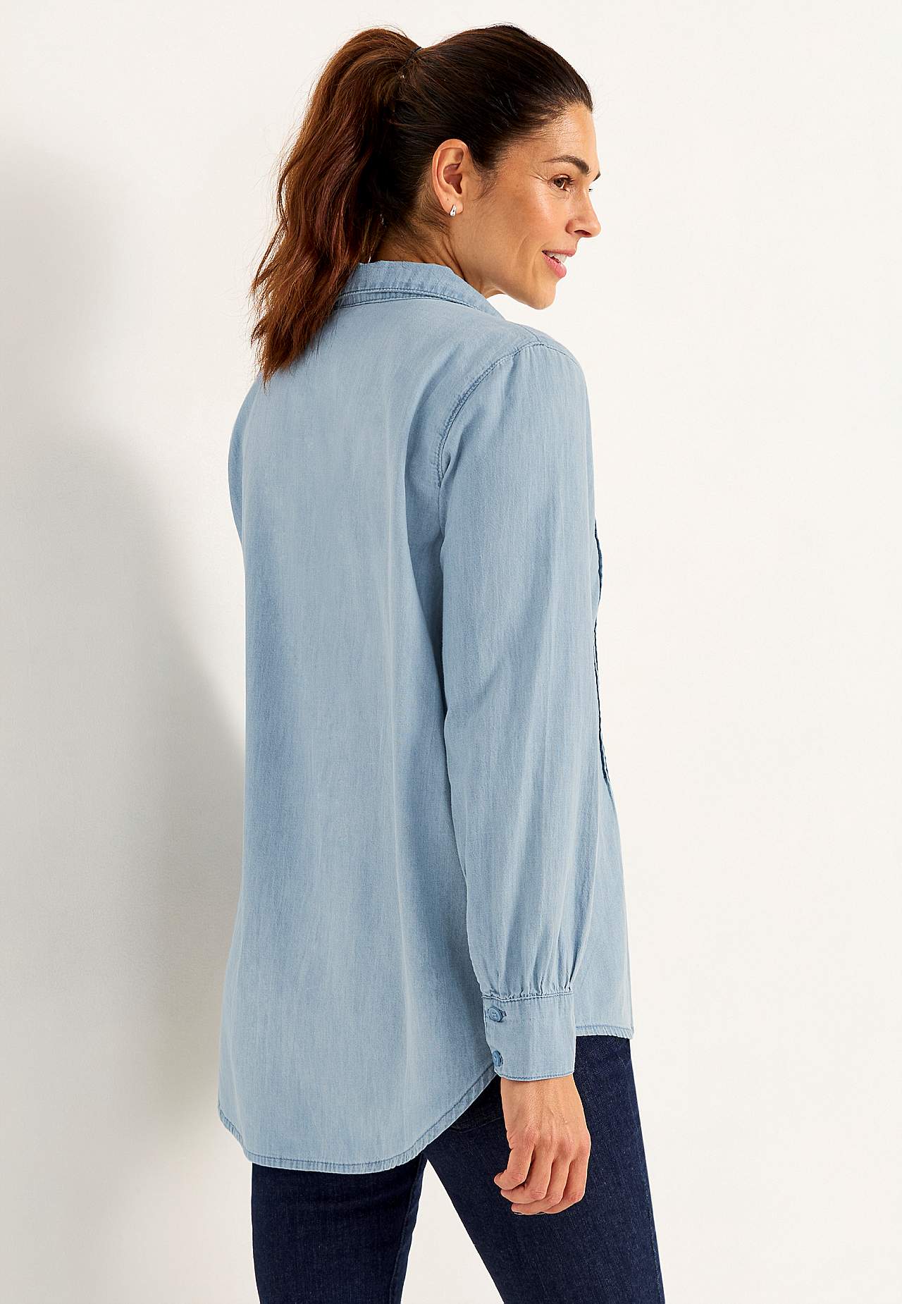 Denim blouse met genaaide plooien