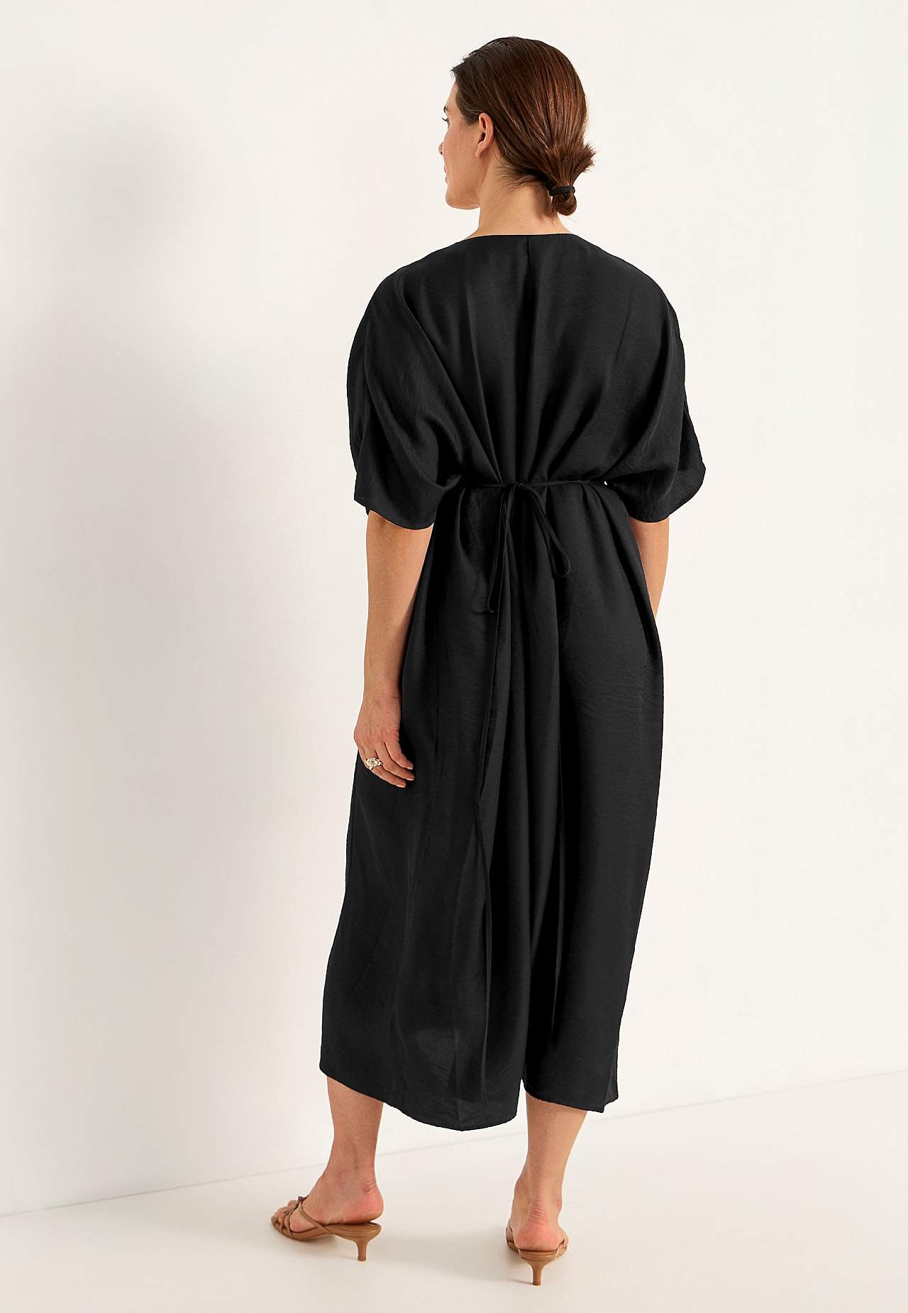 Feestelijke en multifunctionele kimono-jurk